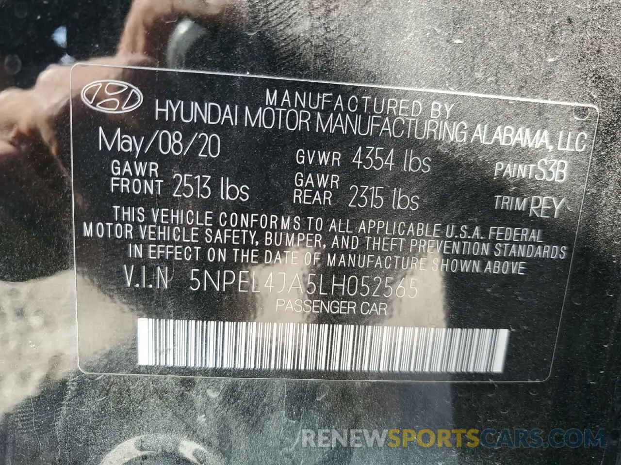 13 Photograph of a damaged car 5NPEL4JA5LH052565 HYUNDAI SONATA 2020