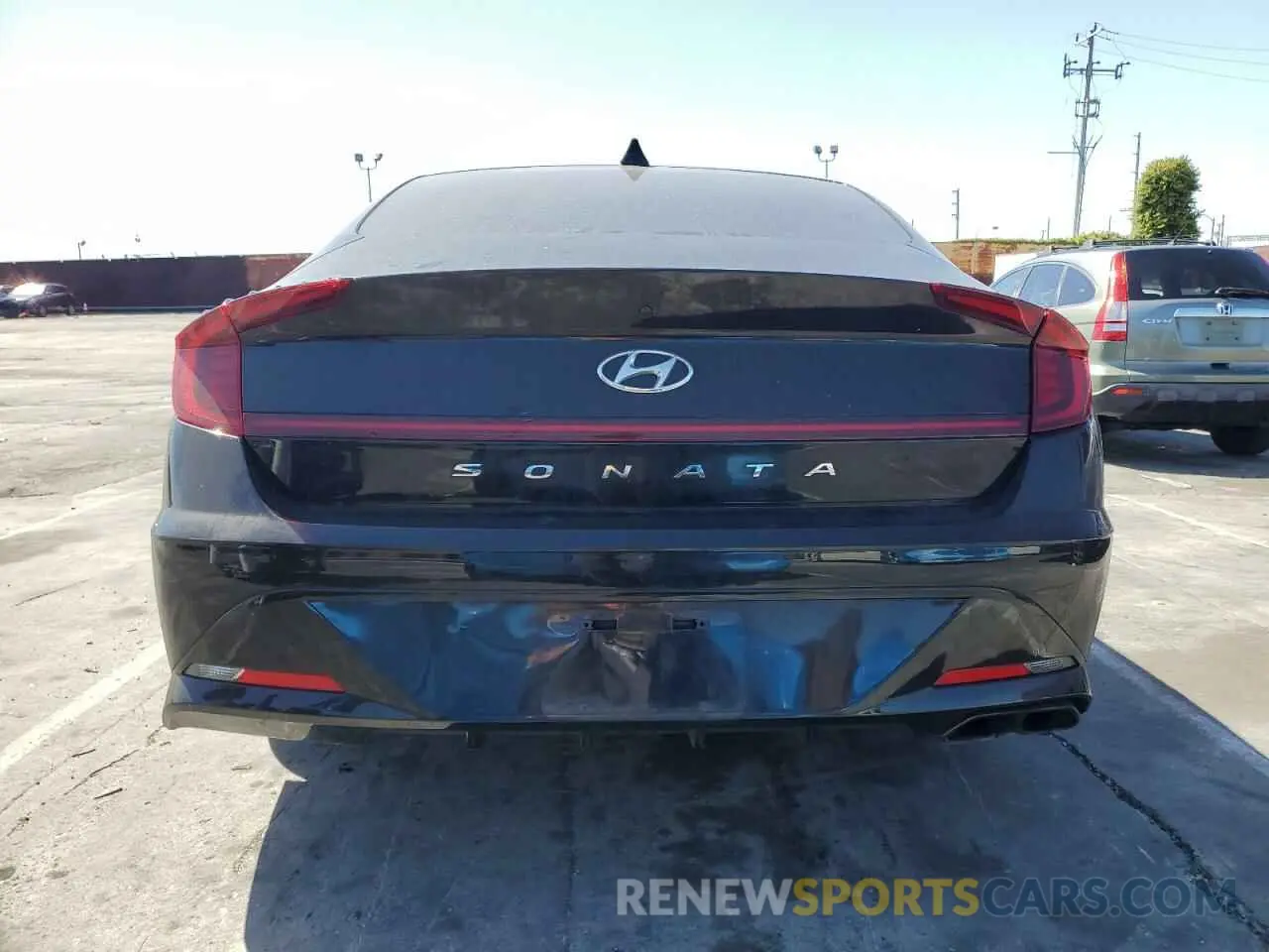 6 Photograph of a damaged car 5NPEL4JAXLH062105 HYUNDAI SONATA 2020