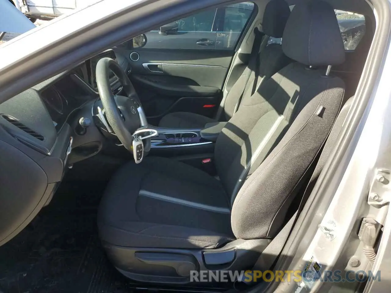7 Photograph of a damaged car KMHL24JJ4LA015911 HYUNDAI SONATA 2020