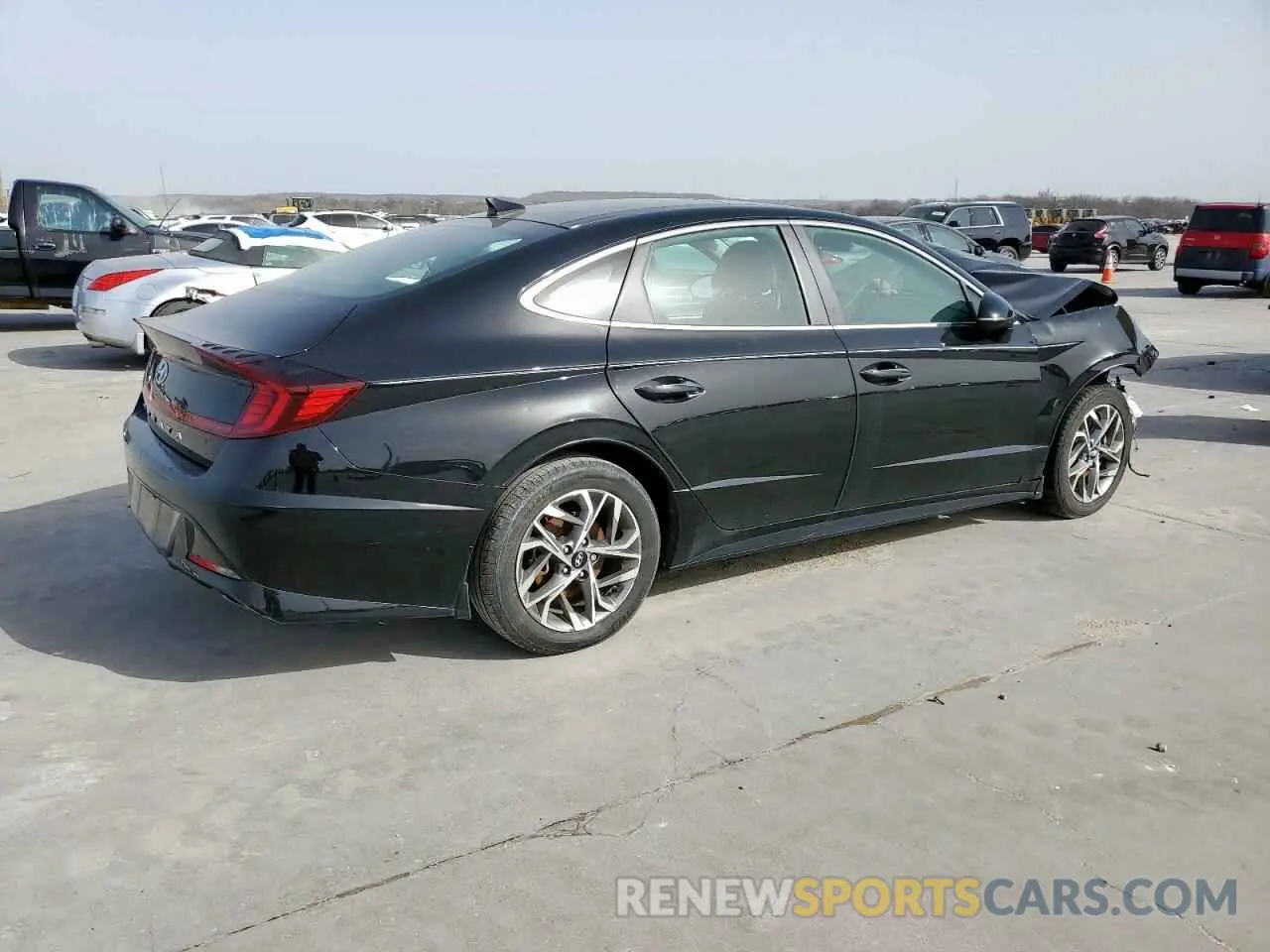 3 Photograph of a damaged car 5NPEF4JA1MH099665 HYUNDAI SONATA 2021