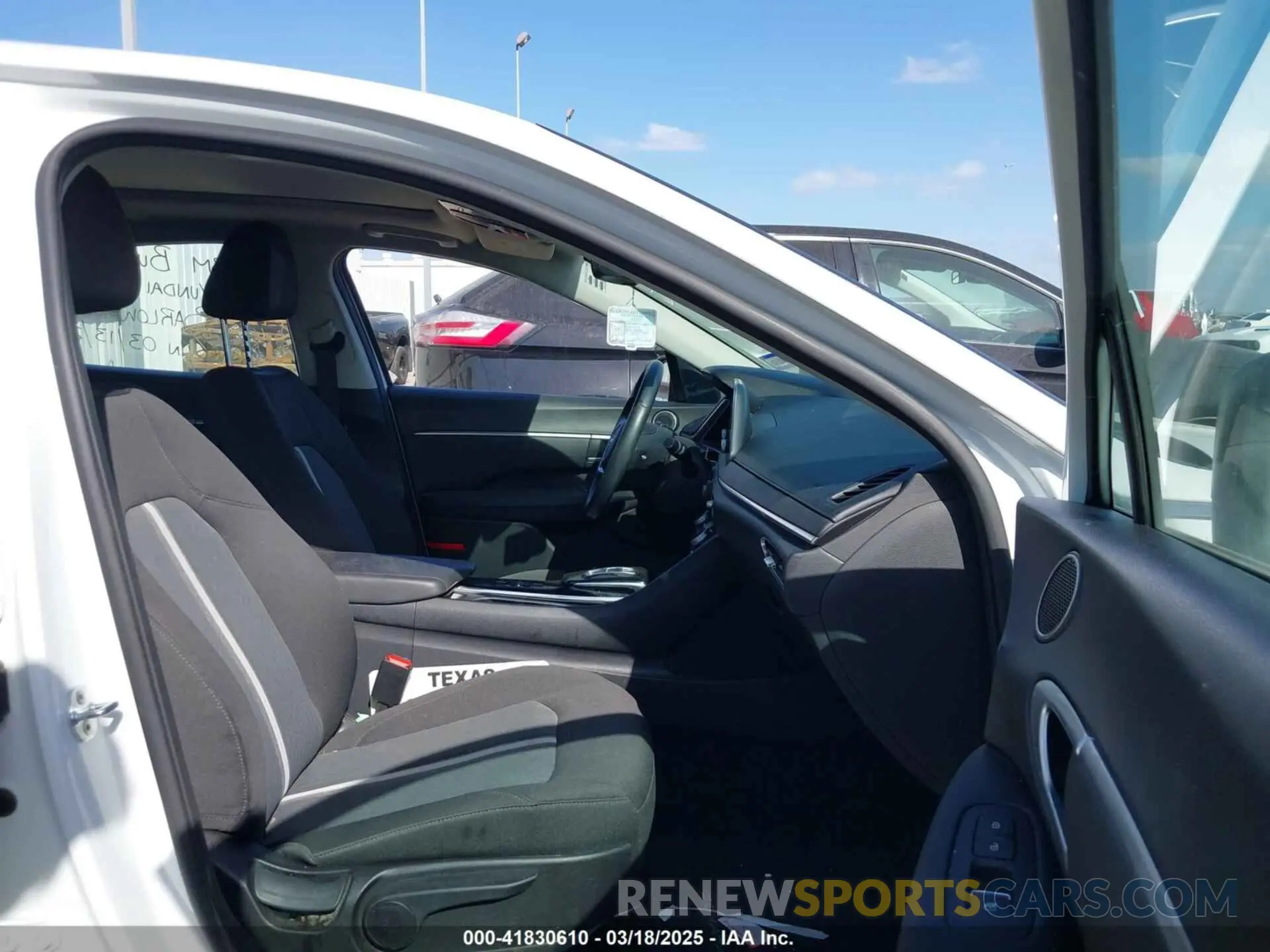 5 Photograph of a damaged car 5NPEF4JA5MH123238 HYUNDAI SONATA 2021