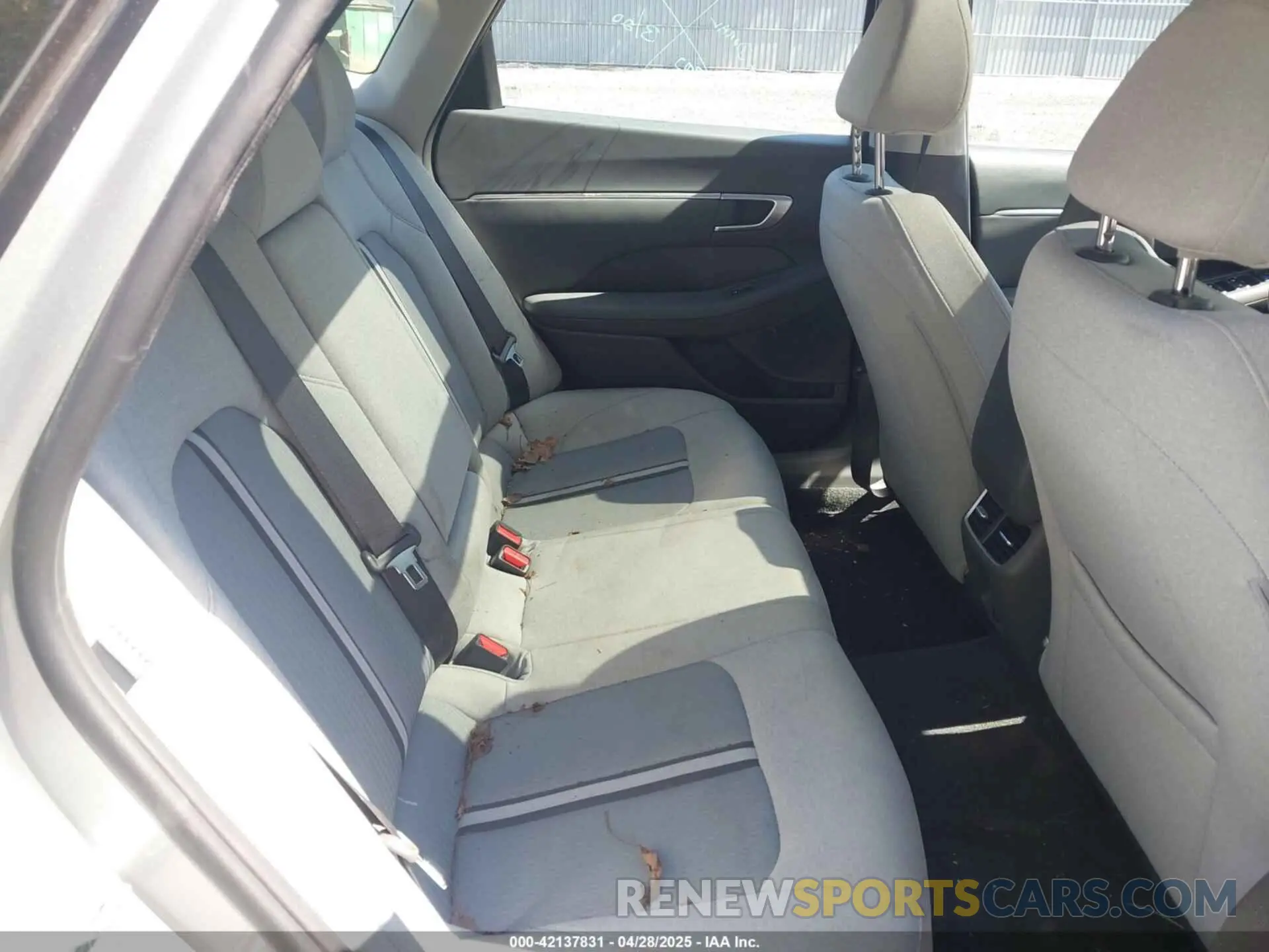 8 Фотография поврежденного автомобиля 5NPEF4JA7MH097046 HYUNDAI SONATA 2021
