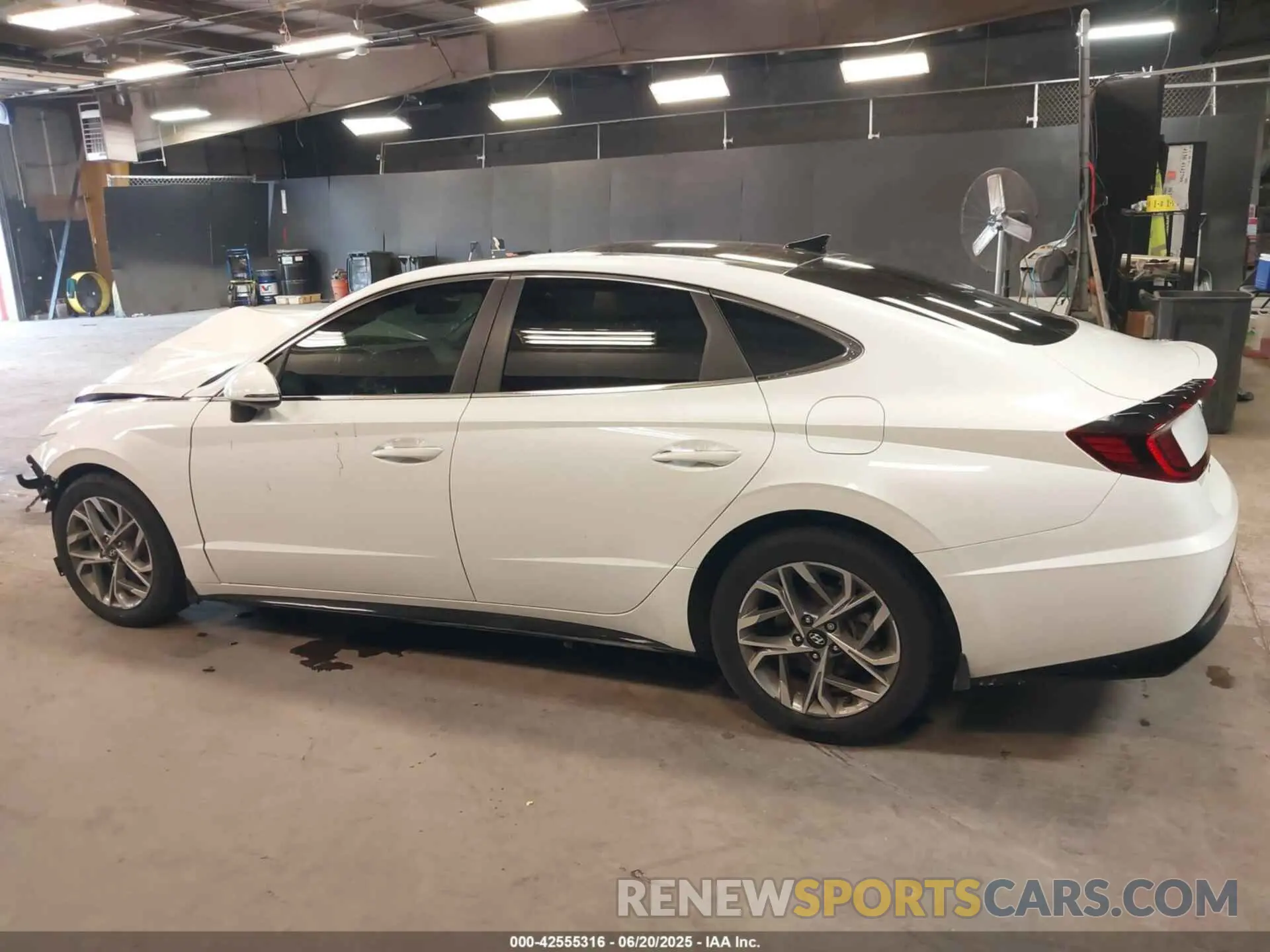 15 Фотография поврежденного автомобиля 5NPEF4JA7MH098827 HYUNDAI SONATA 2021