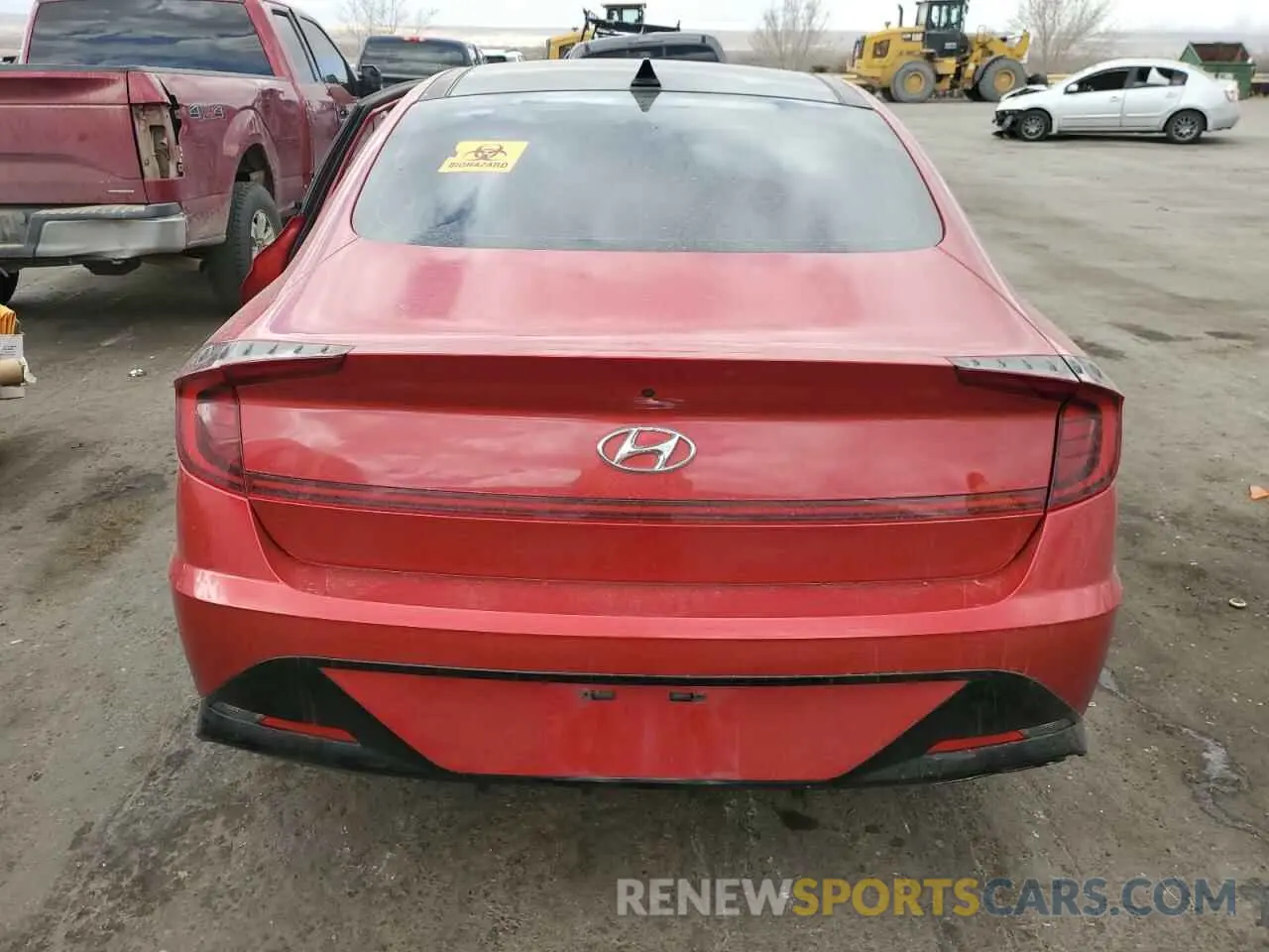 6 Photograph of a damaged car 5NPEF4JAXMH102370 HYUNDAI SONATA 2021