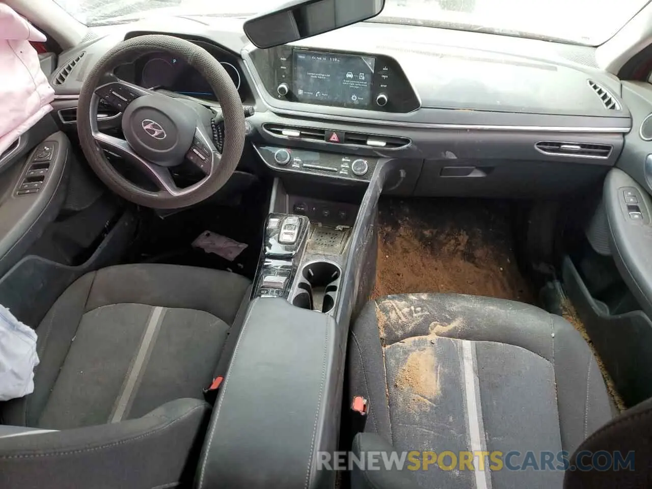 8 Photograph of a damaged car 5NPEF4JAXMH102370 HYUNDAI SONATA 2021