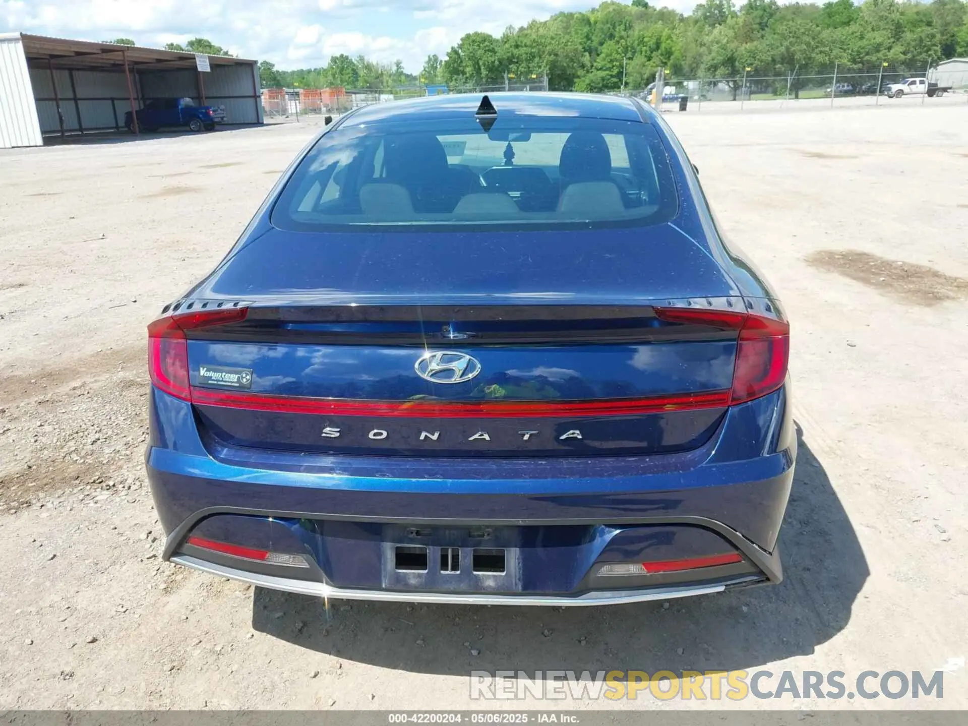 17 Photograph of a damaged car 5NPEG4JA0MH074995 HYUNDAI SONATA 2021