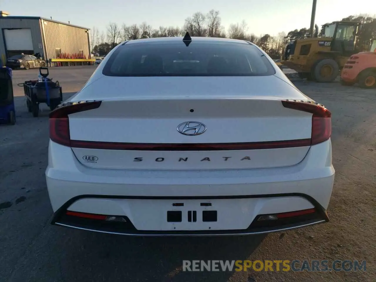 6 Photograph of a damaged car 5NPEG4JA0MH111642 HYUNDAI SONATA 2021