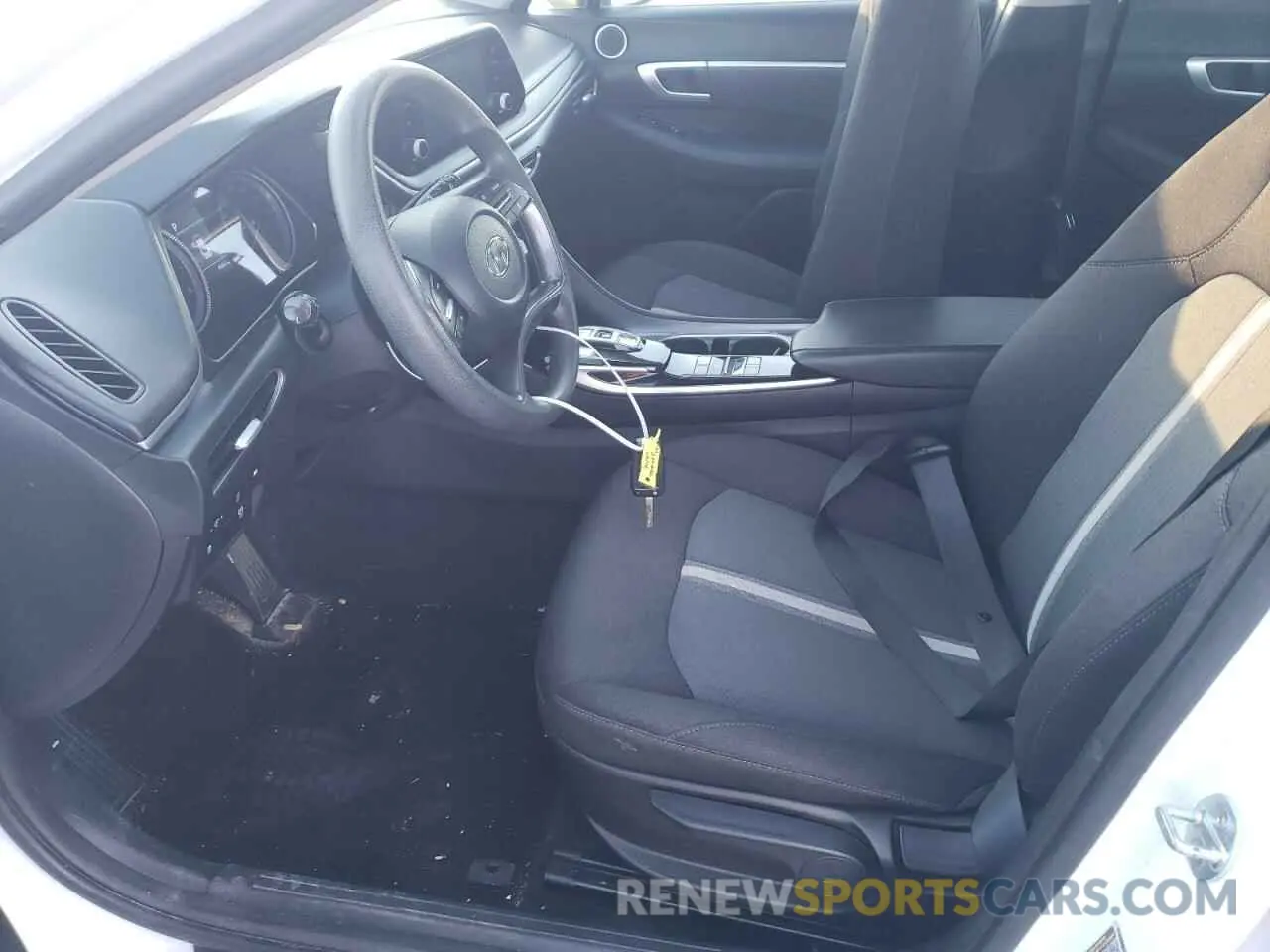7 Photograph of a damaged car 5NPEG4JA0MH111642 HYUNDAI SONATA 2021