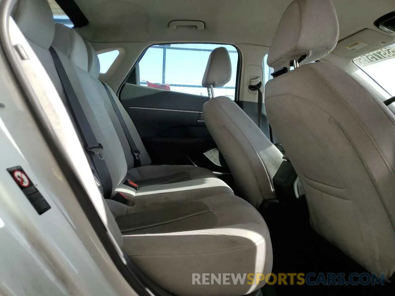 10 Photograph of a damaged car 5NPEG4JA0MH128134 HYUNDAI SONATA 2021