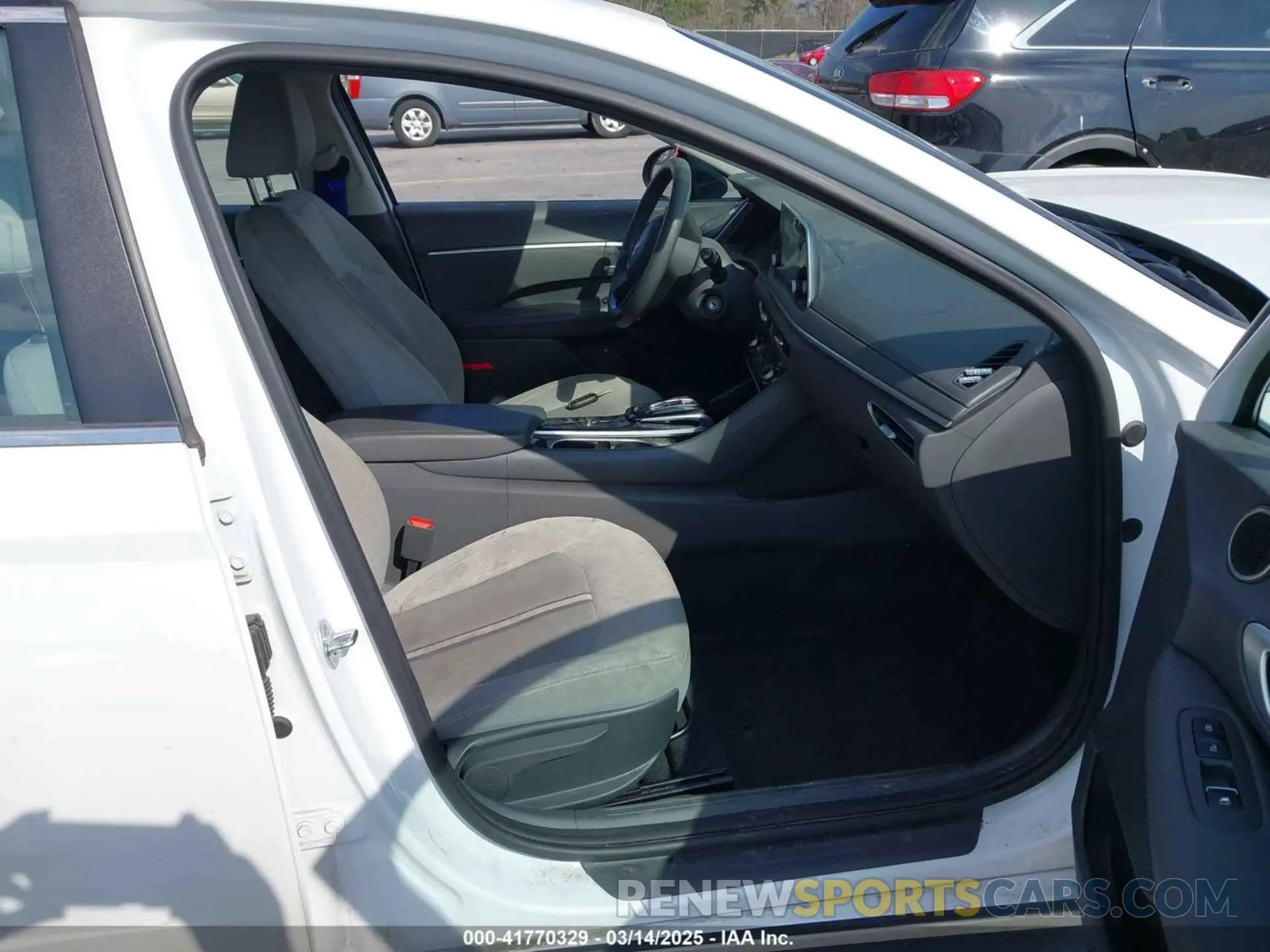 5 Photograph of a damaged car 5NPEG4JA0MH131311 HYUNDAI SONATA 2021