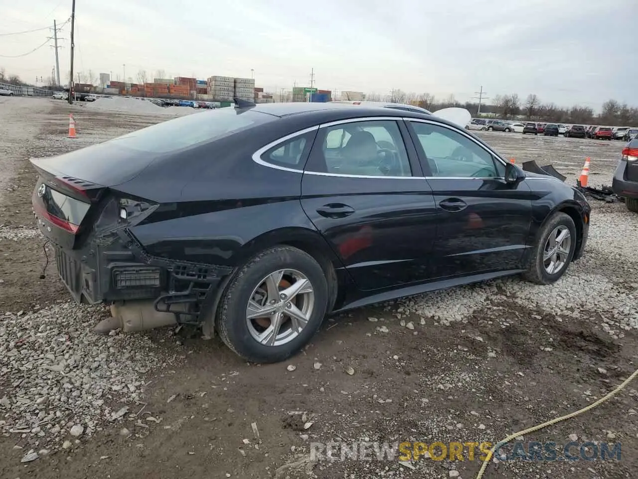 3 Photograph of a damaged car 5NPEG4JA1MH071586 HYUNDAI SONATA 2021