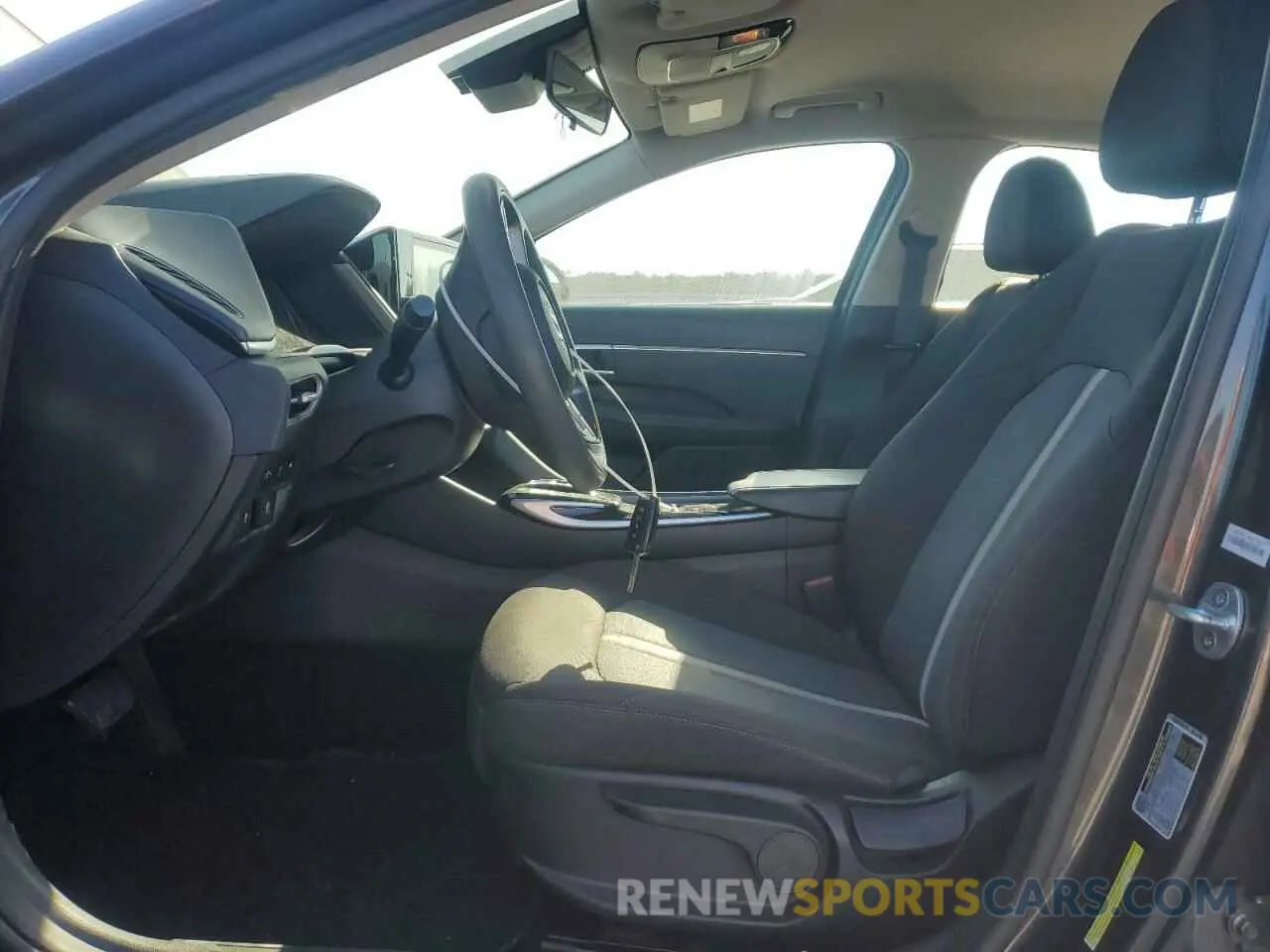 7 Photograph of a damaged car 5NPEG4JA1MH109432 HYUNDAI SONATA 2021