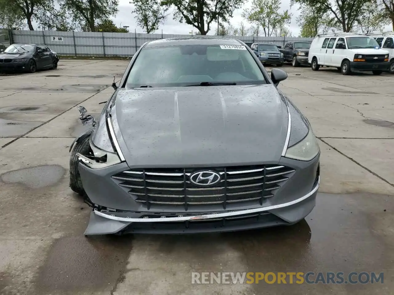 5 Photograph of a damaged car 5NPEG4JA4MH105245 HYUNDAI SONATA 2021