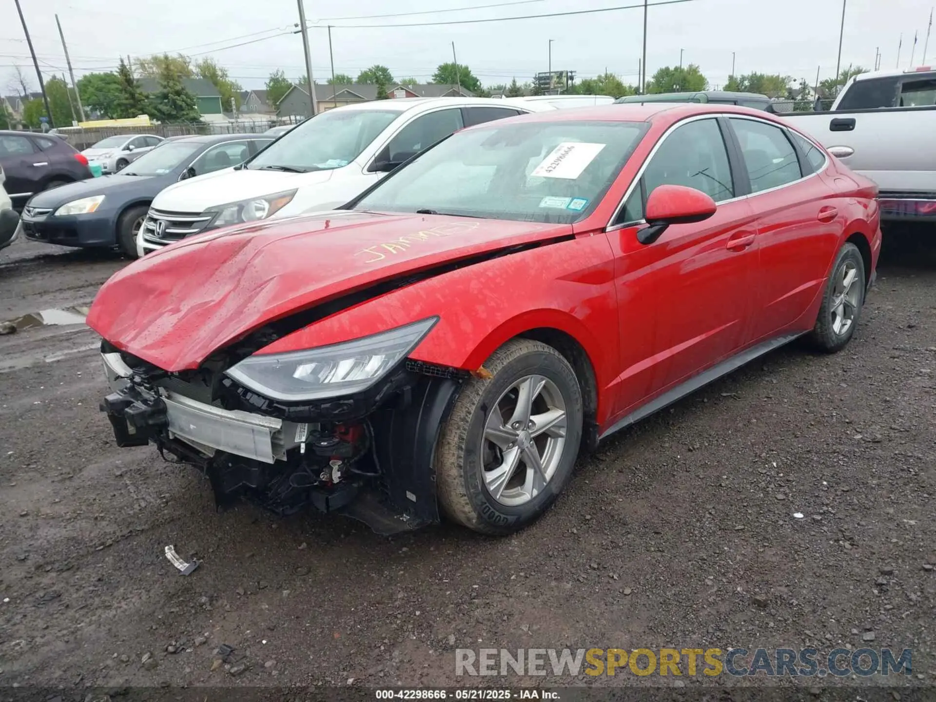 2 Photograph of a damaged car 5NPEG4JA5MH085121 HYUNDAI SONATA 2021