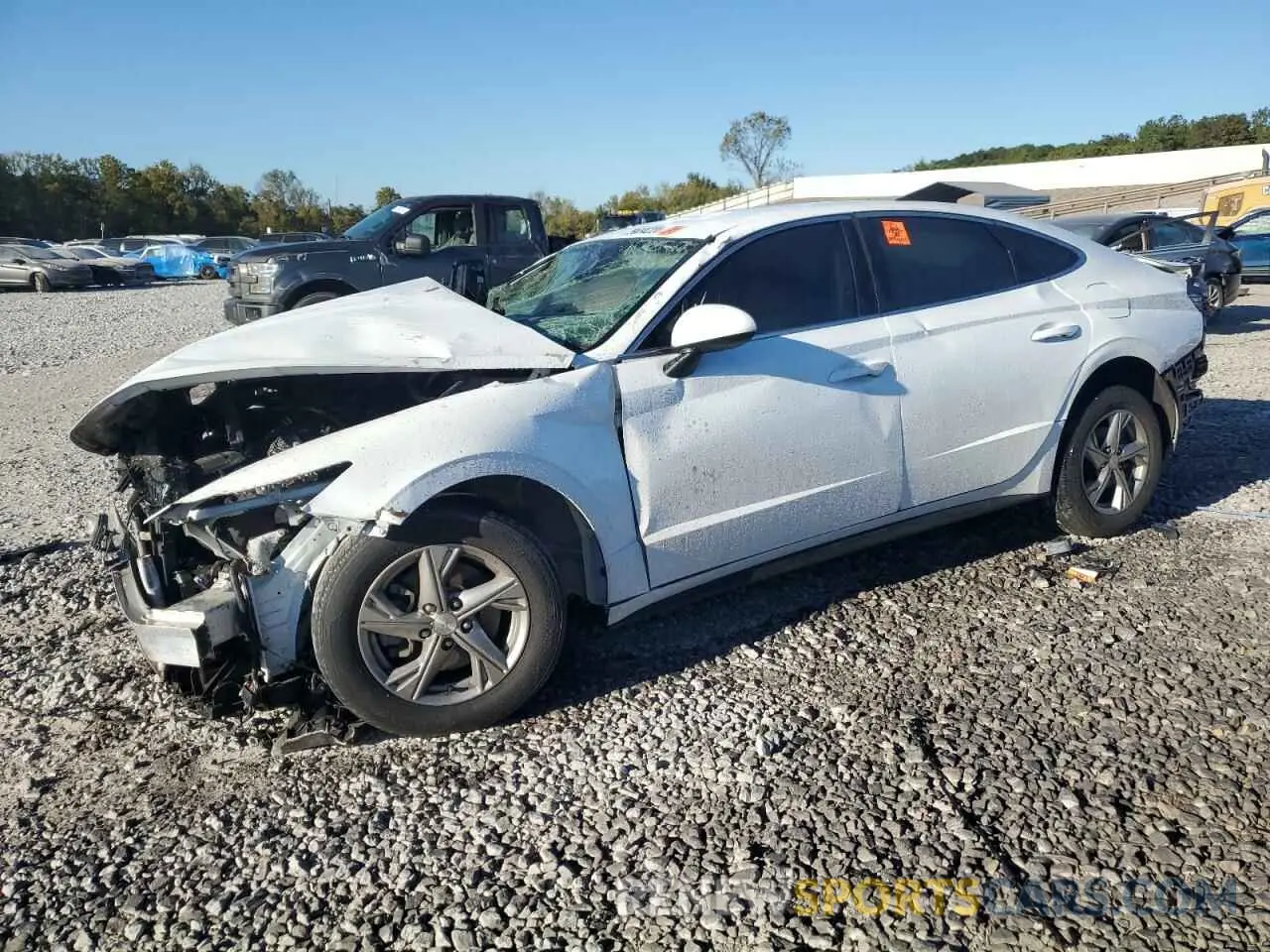 1 Photograph of a damaged car 5NPEG4JA5MH096328 HYUNDAI SONATA 2021