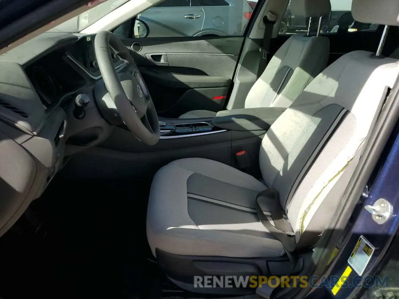 7 Photograph of a damaged car 5NPEG4JA5MH116402 HYUNDAI SONATA 2021