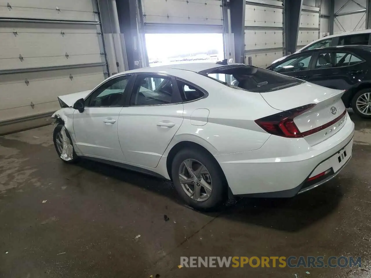 2 Photograph of a damaged car 5NPEG4JA6MH114514 HYUNDAI SONATA 2021