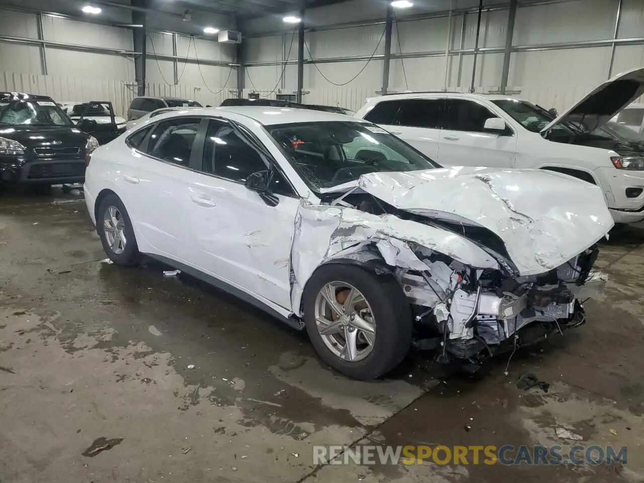 4 Photograph of a damaged car 5NPEG4JA6MH114514 HYUNDAI SONATA 2021