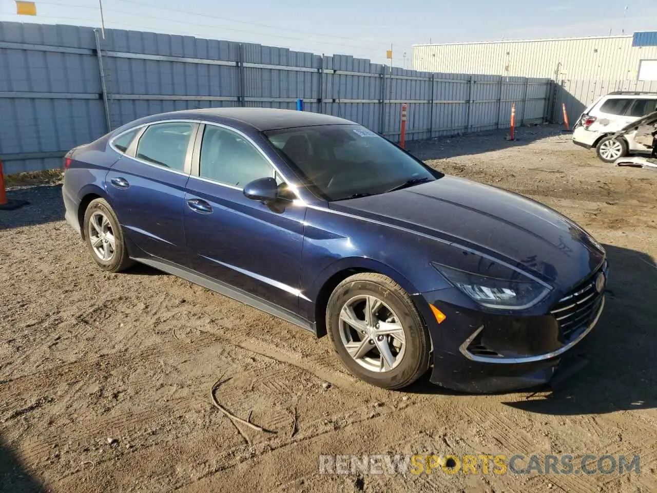 4 Photograph of a damaged car 5NPEG4JA6MH118319 HYUNDAI SONATA 2021
