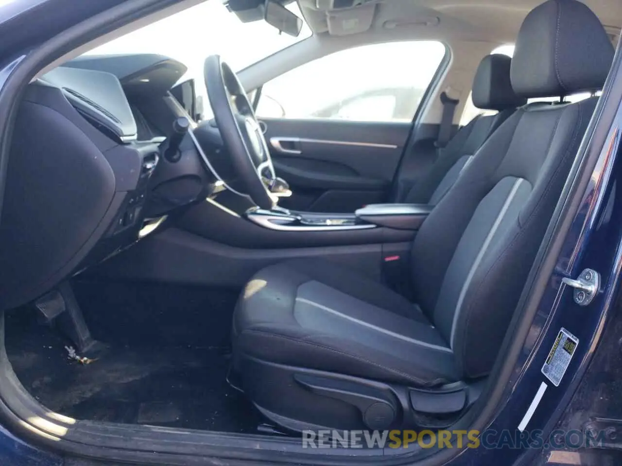 7 Photograph of a damaged car 5NPEG4JA6MH118319 HYUNDAI SONATA 2021