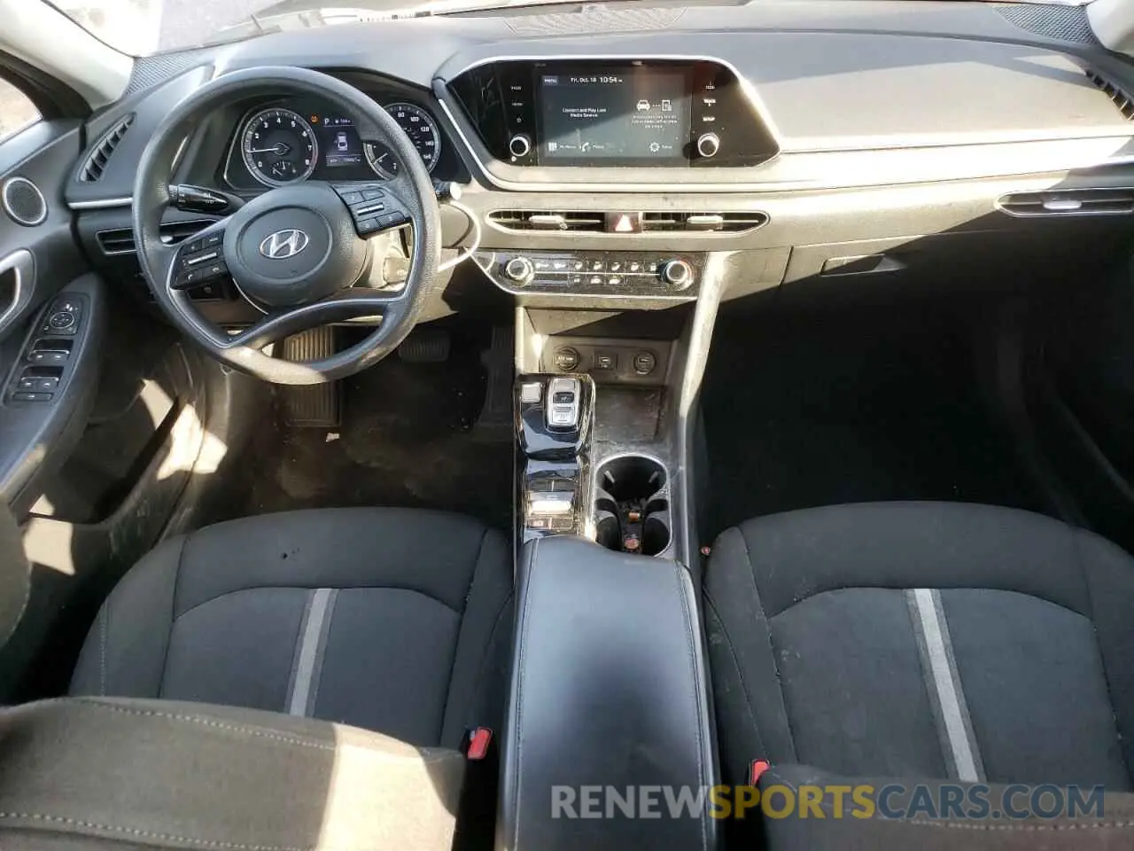 8 Photograph of a damaged car 5NPEG4JA6MH118319 HYUNDAI SONATA 2021