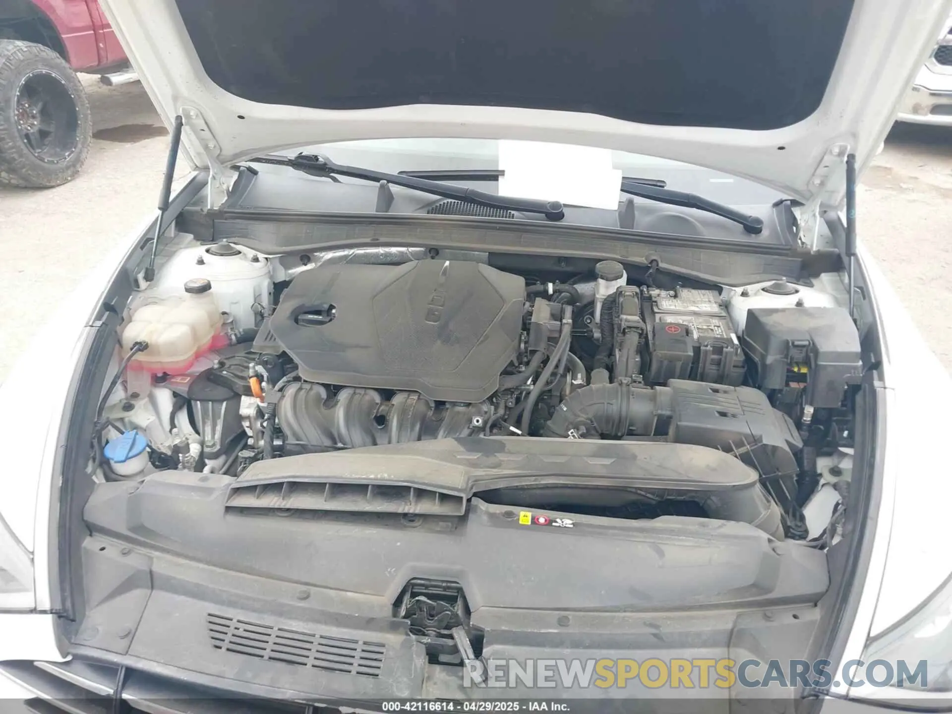 10 Photograph of a damaged car 5NPEG4JA6MH131152 HYUNDAI SONATA 2021