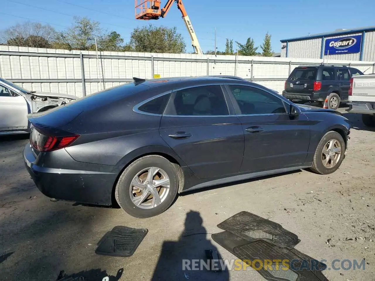 3 Photograph of a damaged car 5NPEG4JA7MH101982 HYUNDAI SONATA 2021