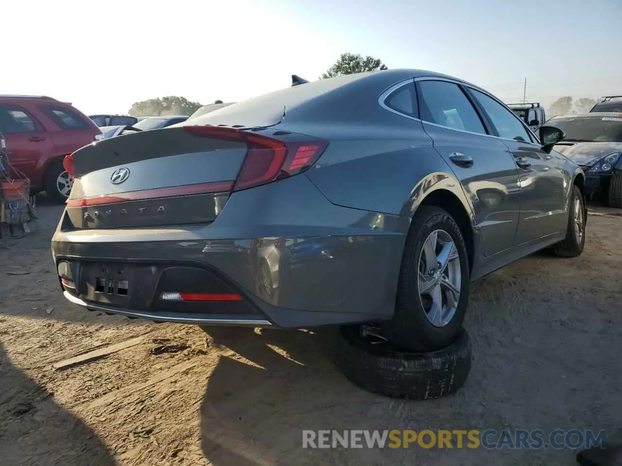3 Photograph of a damaged car 5NPEG4JA7MH112657 HYUNDAI SONATA 2021