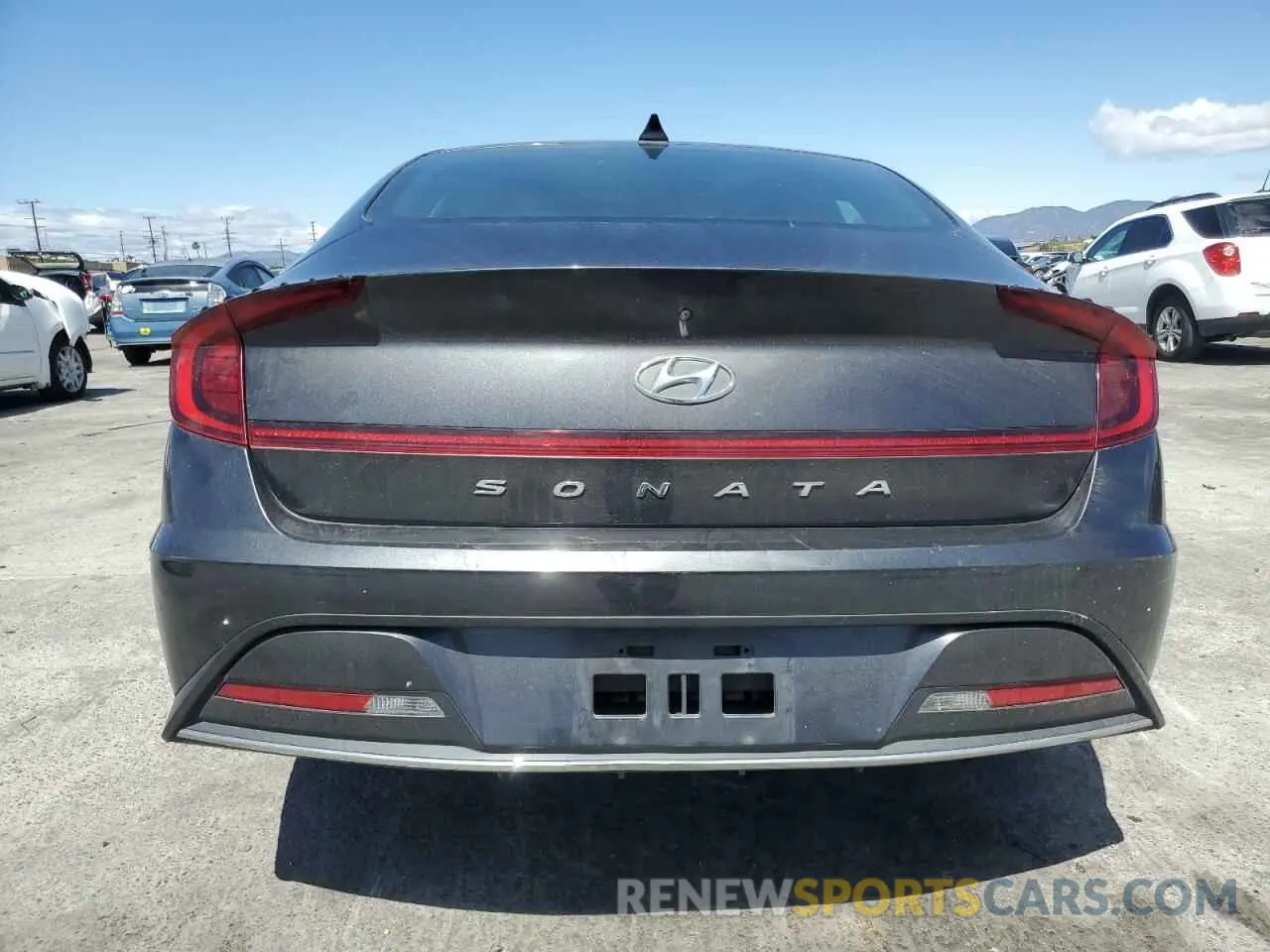 6 Photograph of a damaged car 5NPEG4JA7MH128356 HYUNDAI SONATA 2021