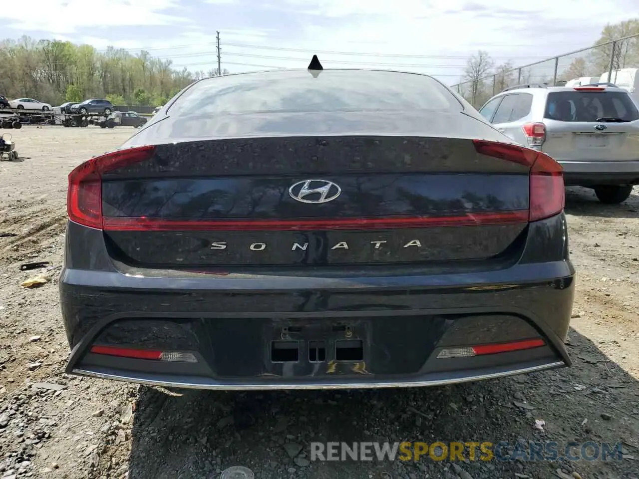 6 Photograph of a damaged car 5NPEG4JA8MH074369 HYUNDAI SONATA 2021