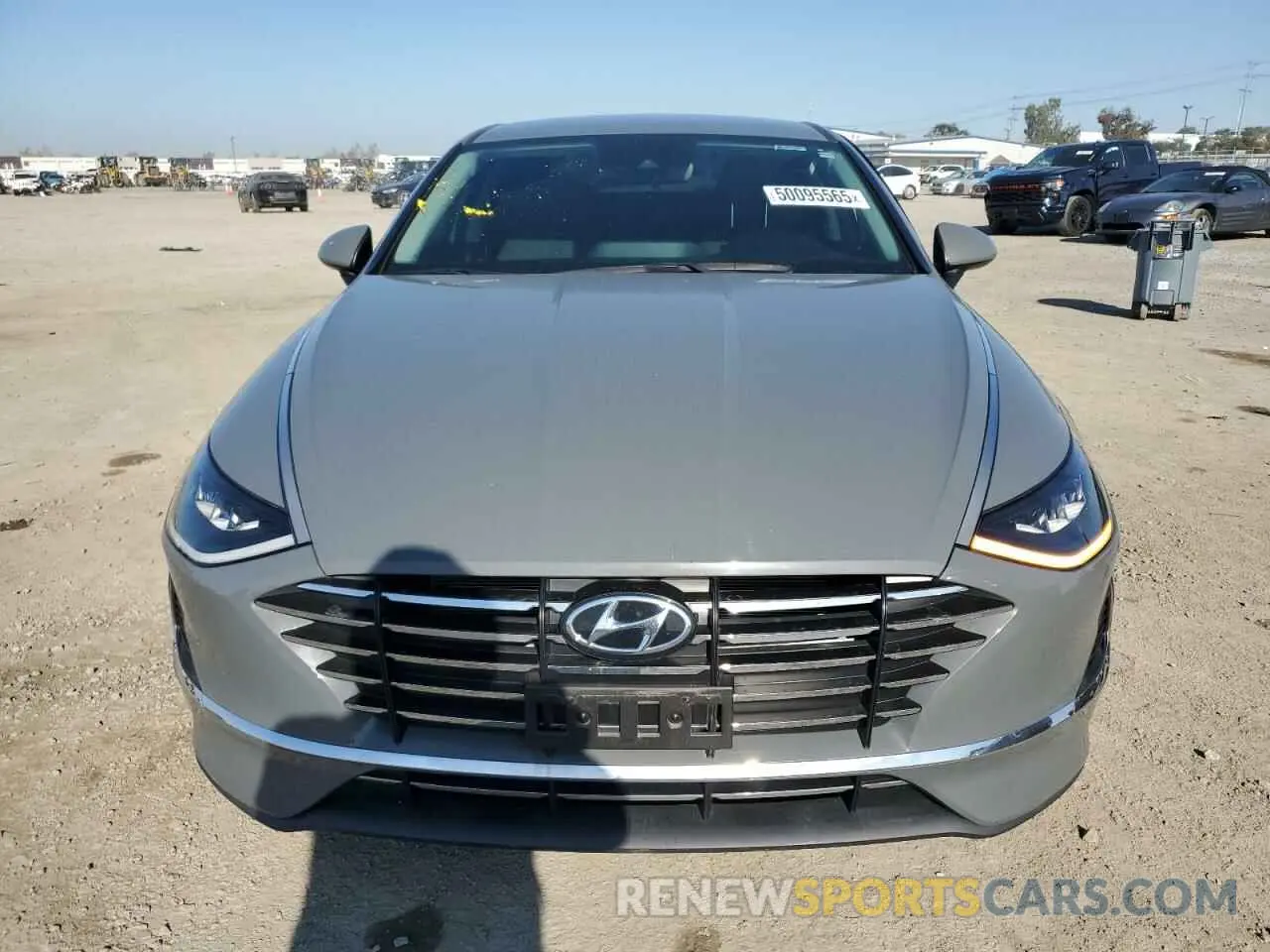 5 Photograph of a damaged car 5NPEG4JA8MH084819 HYUNDAI SONATA 2021