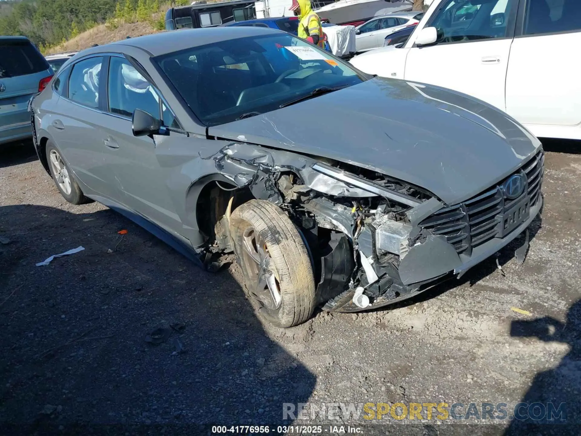 1 Photograph of a damaged car 5NPEG4JAXMH074163 HYUNDAI SONATA 2021