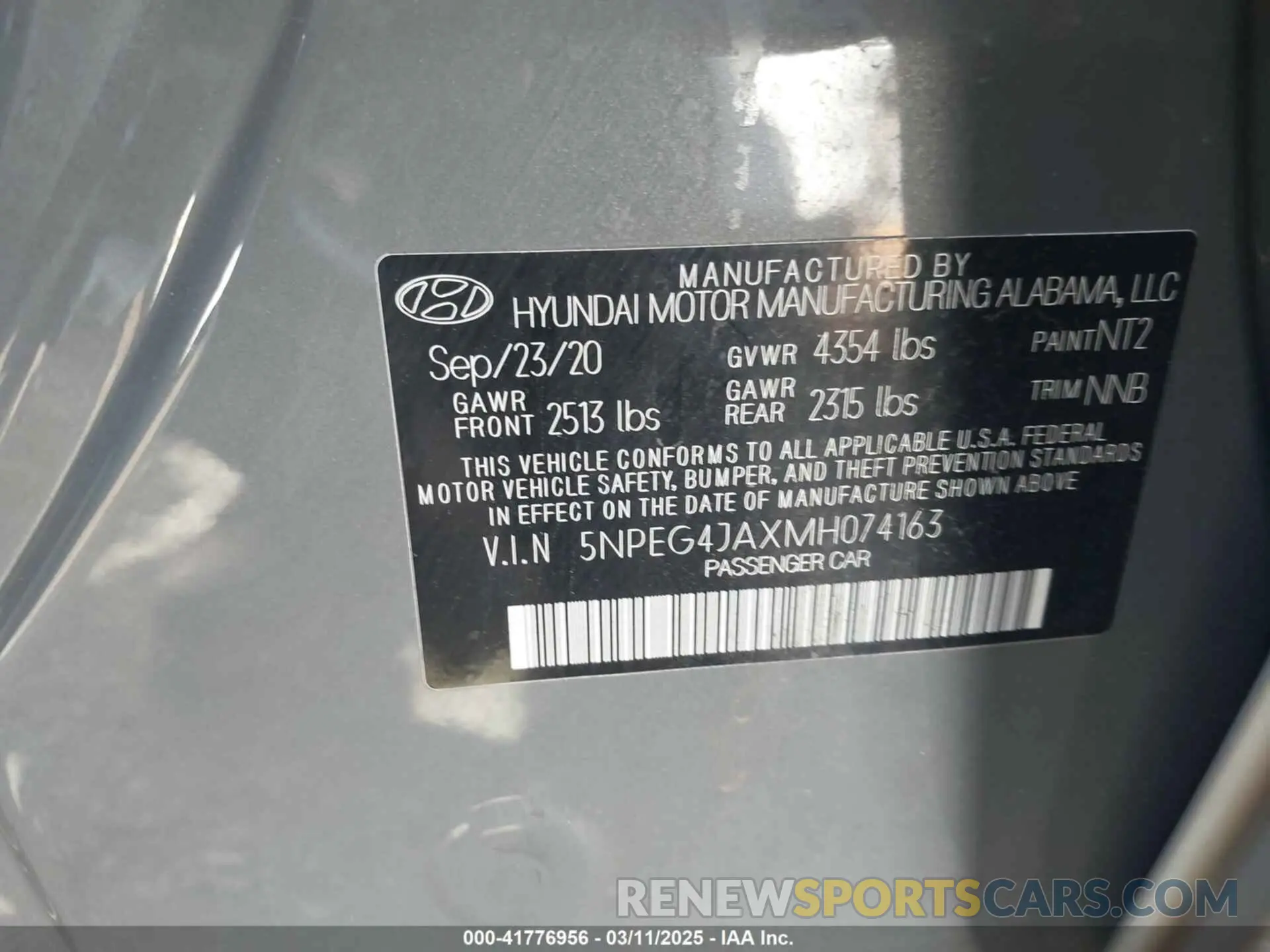 9 Photograph of a damaged car 5NPEG4JAXMH074163 HYUNDAI SONATA 2021