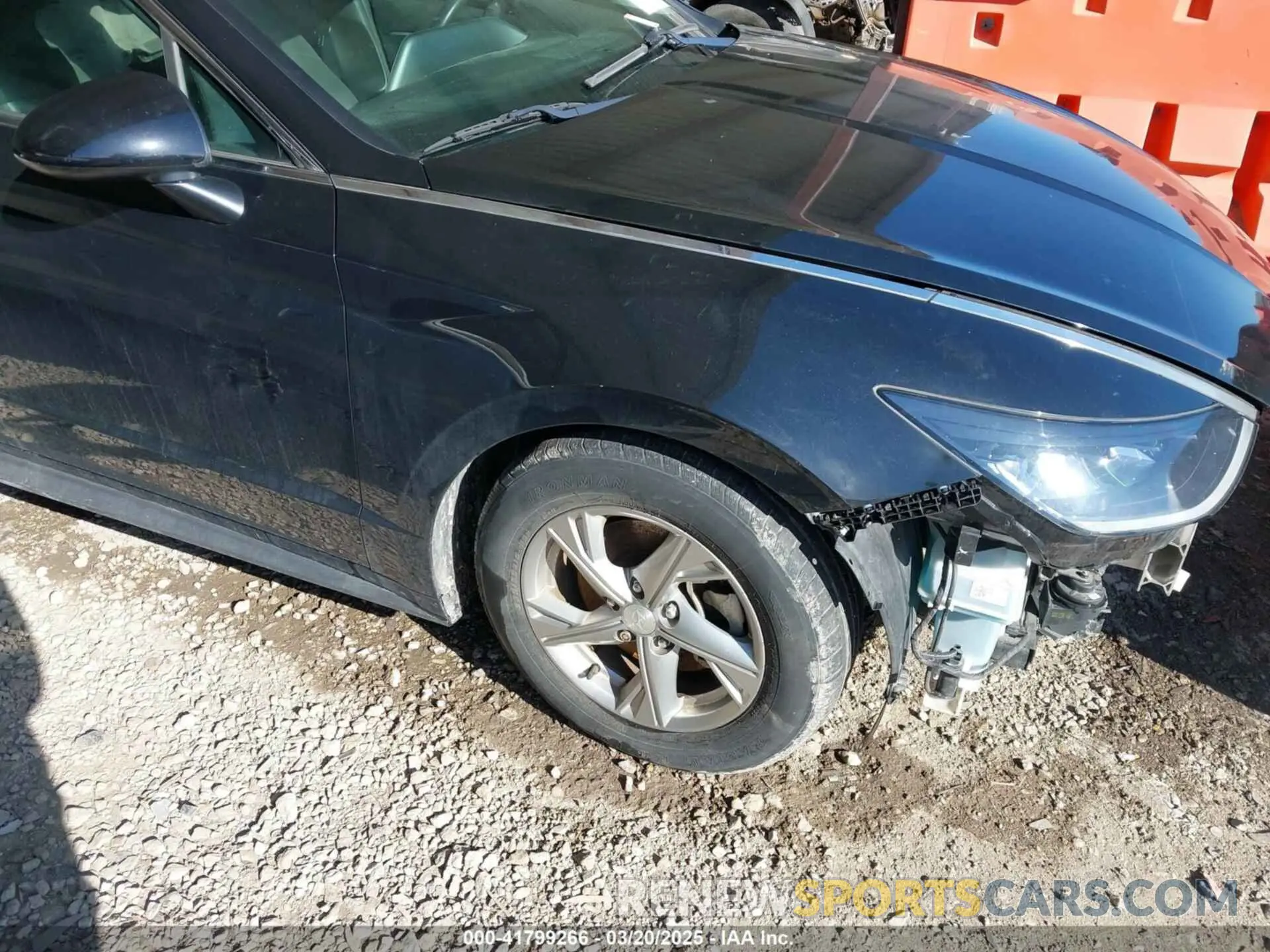 1 Photograph of a damaged car 5NPEG4JAXMH090752 HYUNDAI SONATA 2021