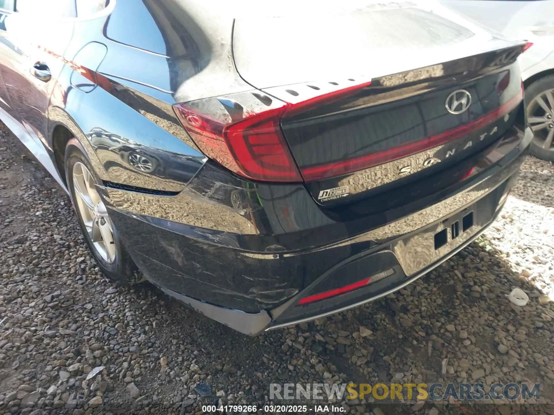 3 Photograph of a damaged car 5NPEG4JAXMH090752 HYUNDAI SONATA 2021