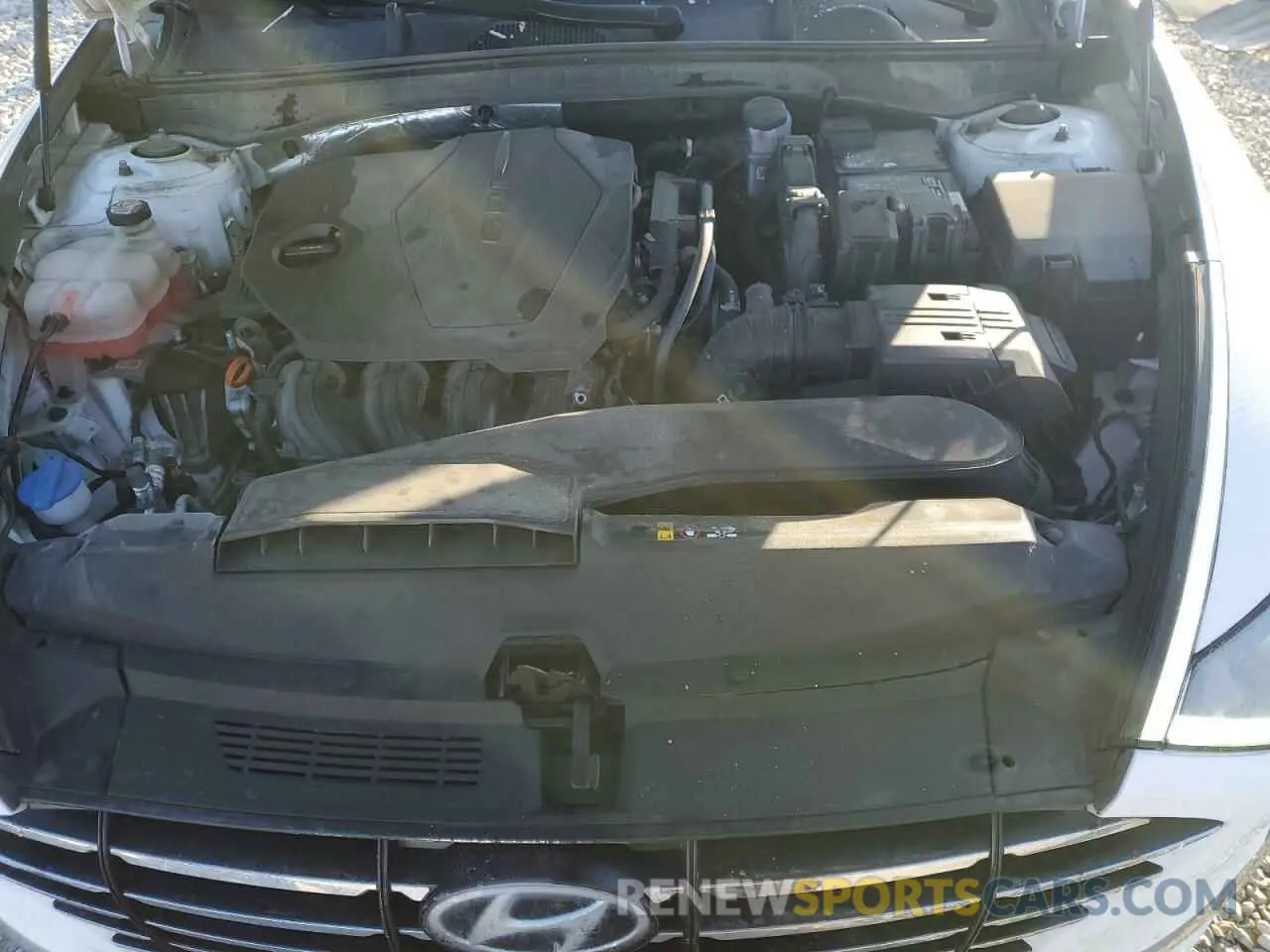 12 Photograph of a damaged car 5NPEG4JAXMH093313 HYUNDAI SONATA 2021