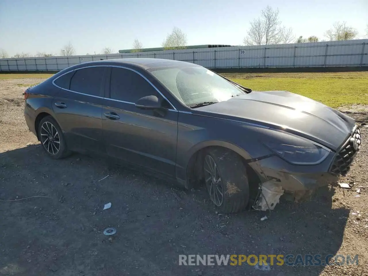 4 Photograph of a damaged car 5NPEH4J22MH101023 HYUNDAI SONATA 2021