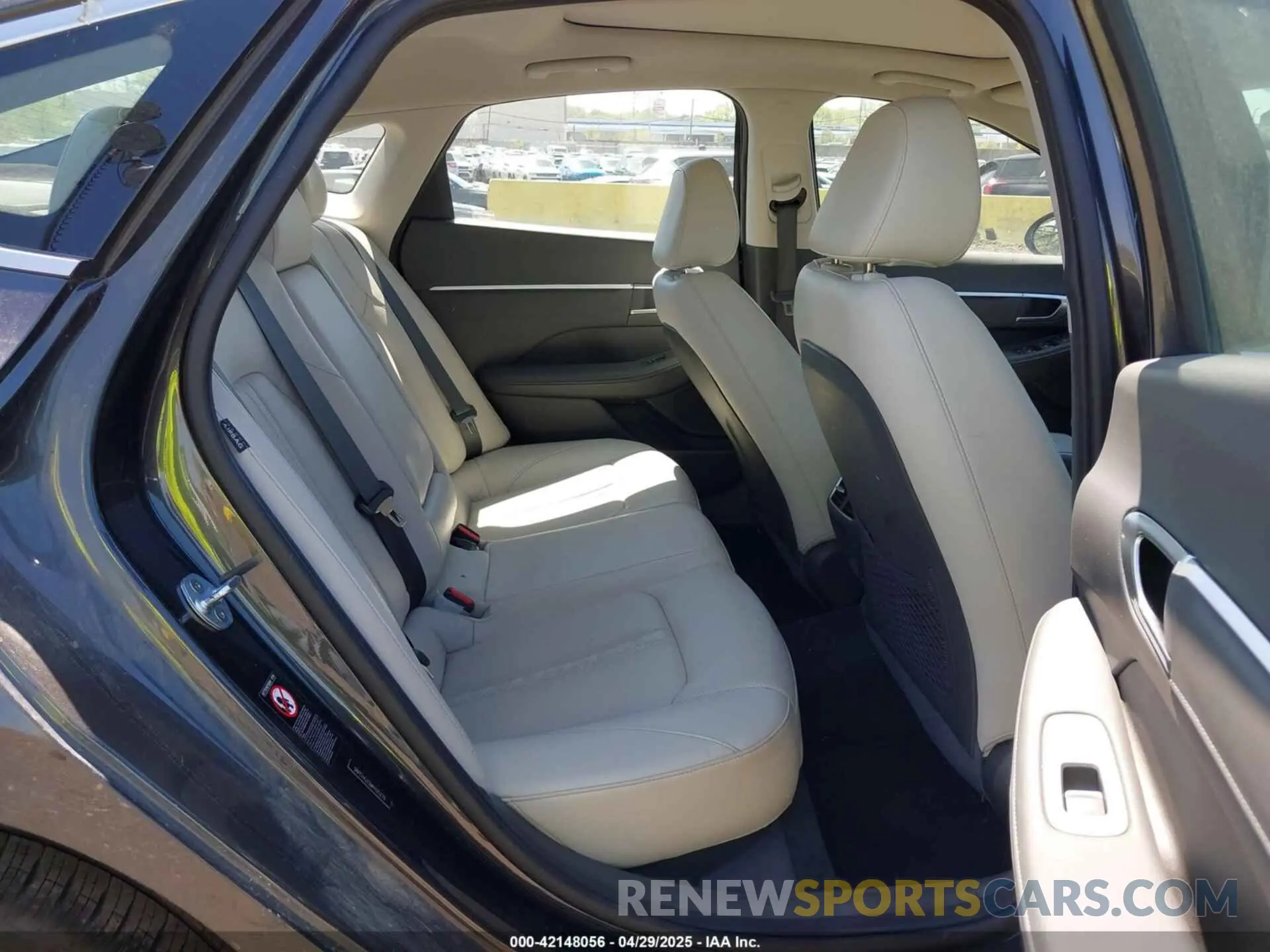 8 Photograph of a damaged car 5NPEH4J22MH105279 HYUNDAI SONATA 2021