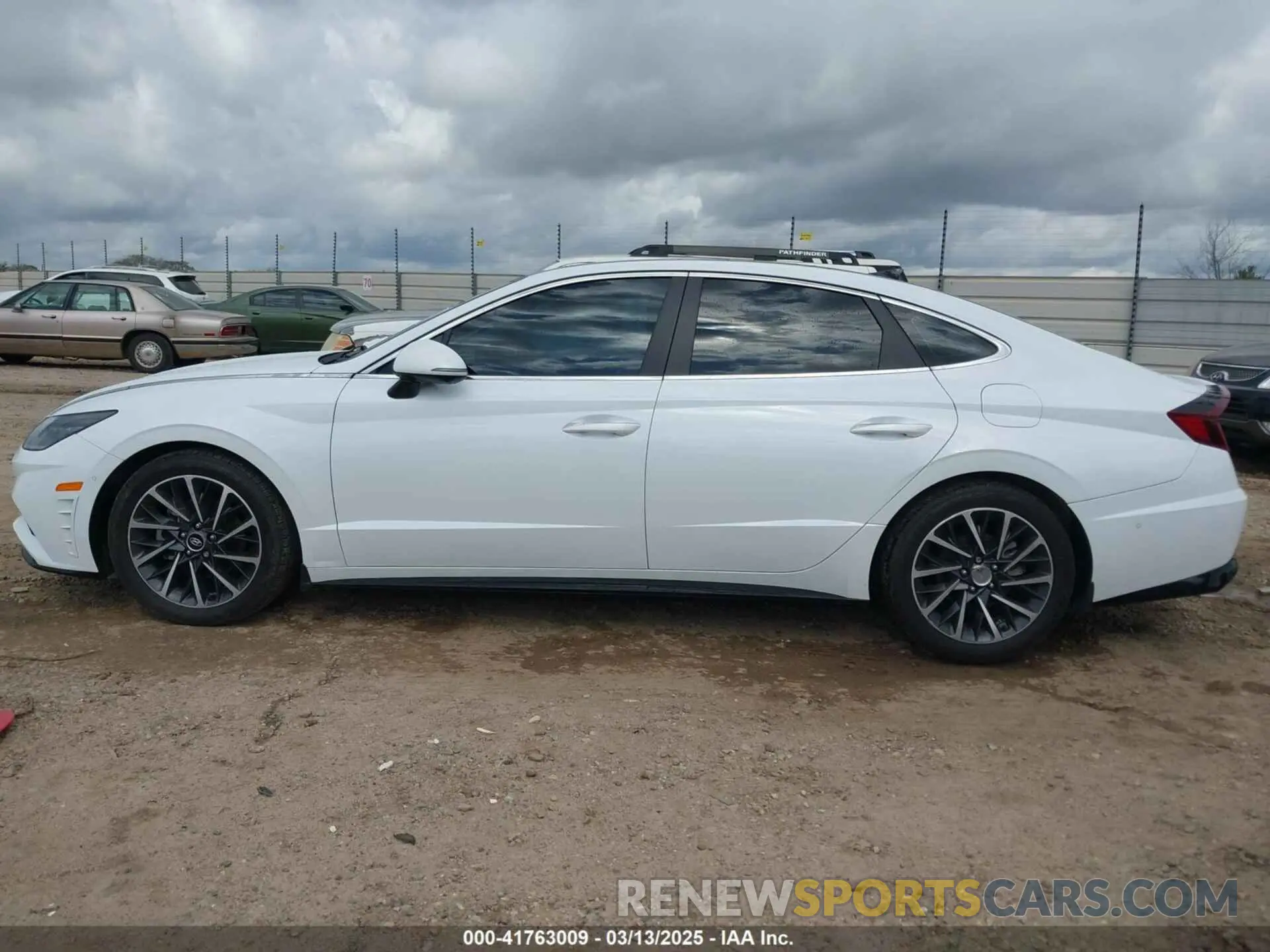 14 Photograph of a damaged car 5NPEH4J22MH108148 HYUNDAI SONATA 2021