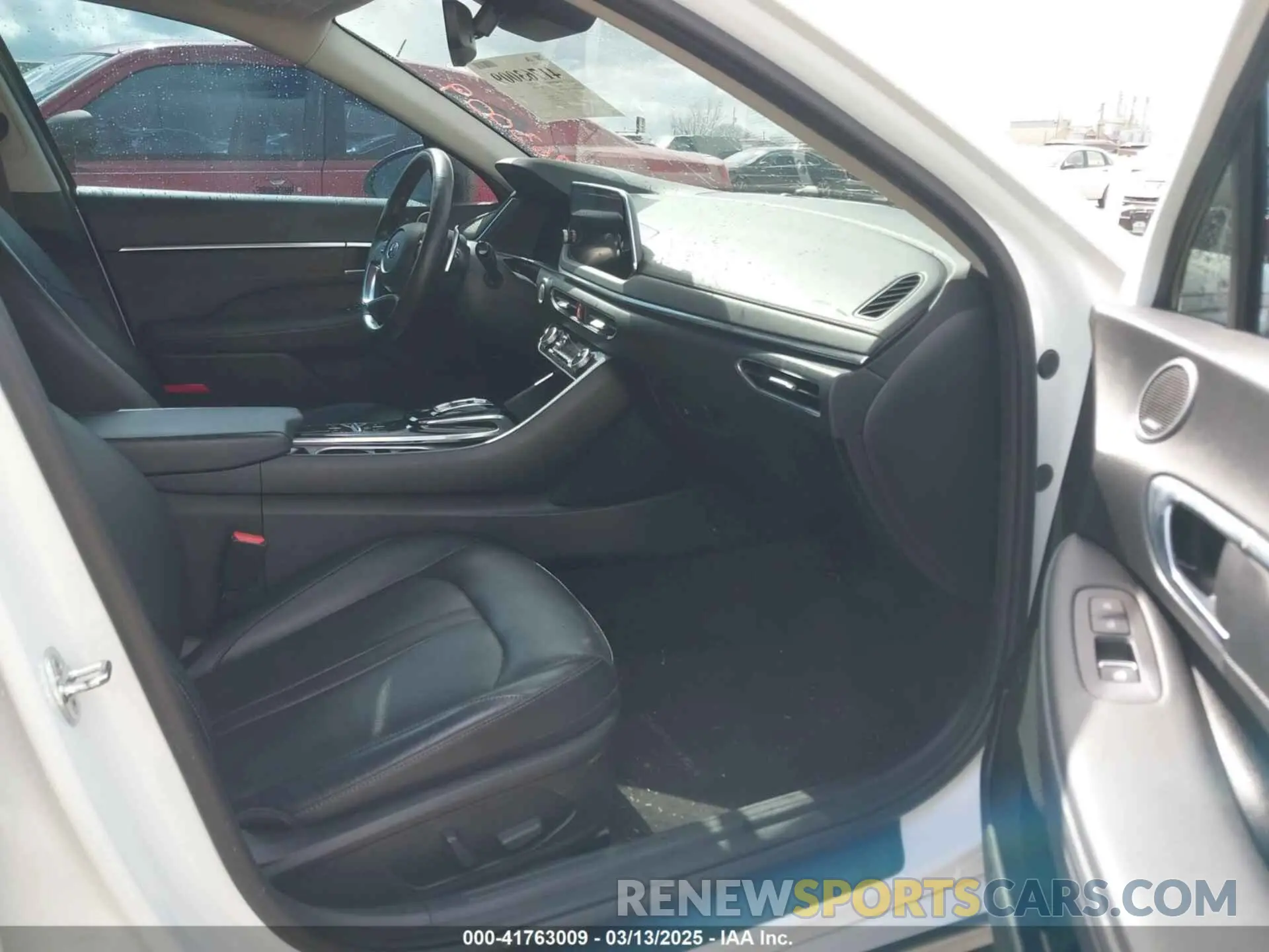 5 Photograph of a damaged car 5NPEH4J22MH108148 HYUNDAI SONATA 2021