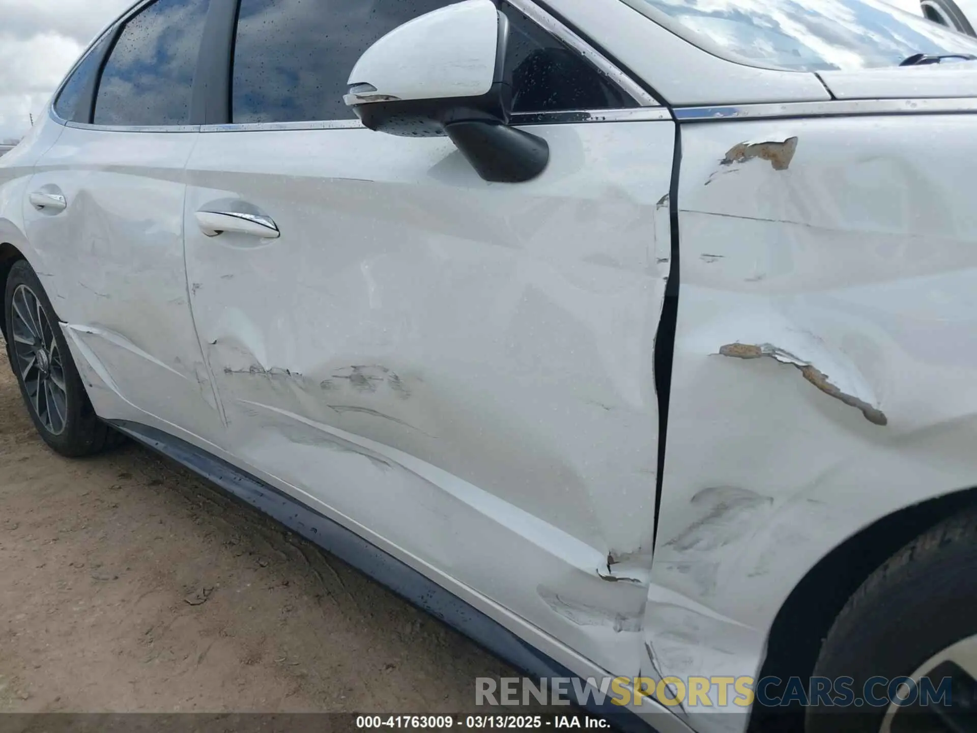 6 Photograph of a damaged car 5NPEH4J22MH108148 HYUNDAI SONATA 2021