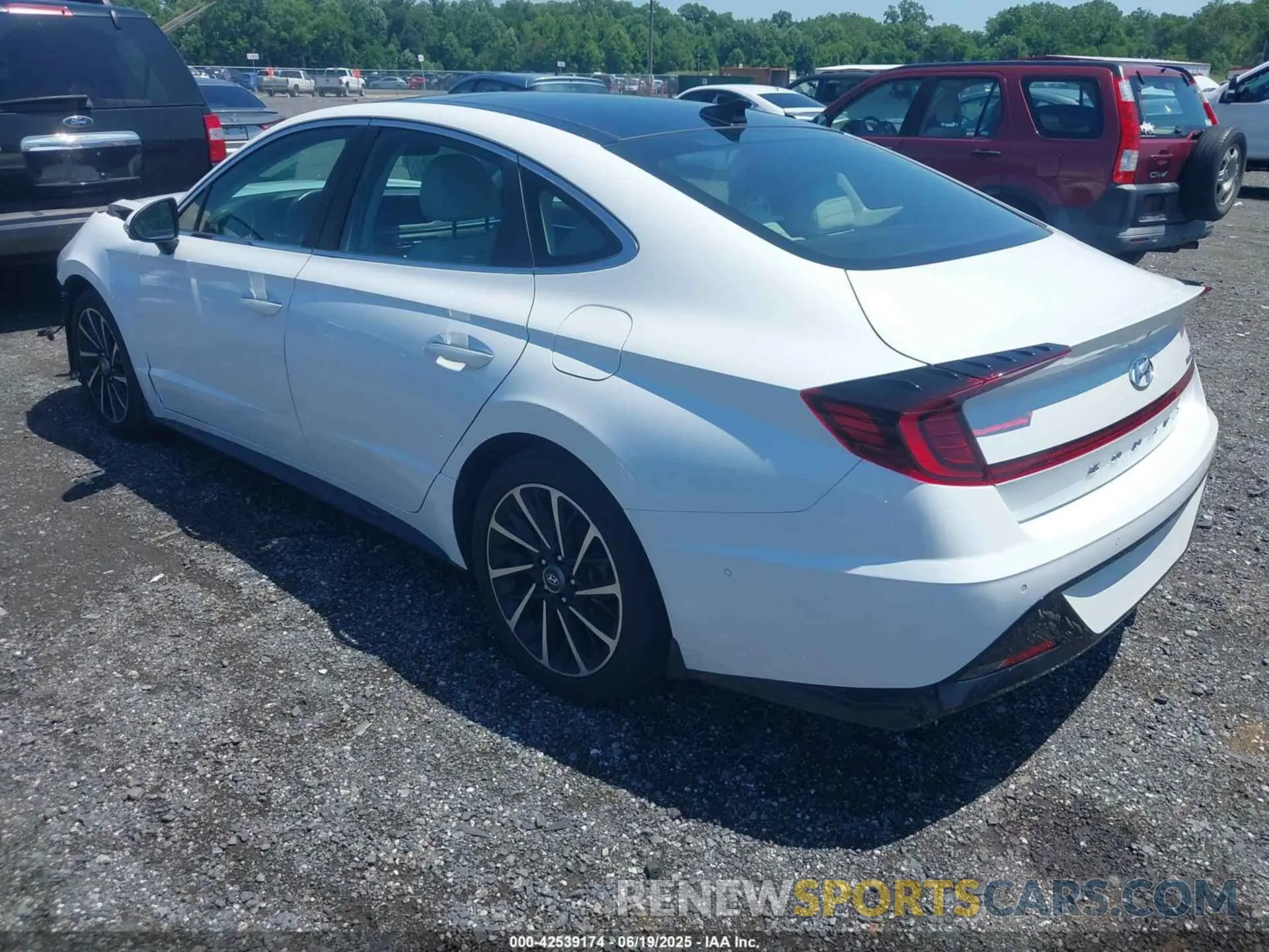 3 Photograph of a damaged car 5NPEH4J25MH072732 HYUNDAI SONATA 2021
