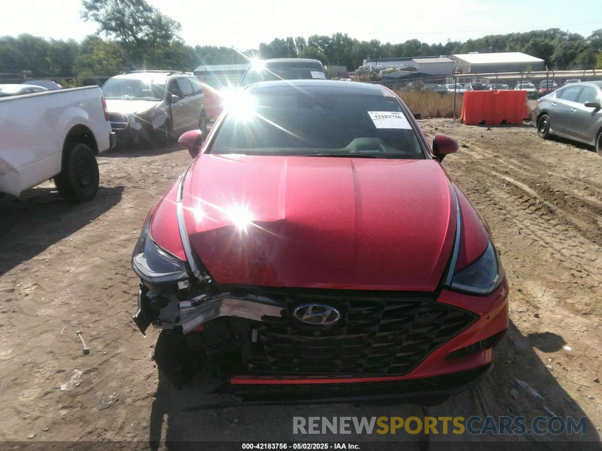 12 Photograph of a damaged car 5NPEH4J27MH100465 HYUNDAI SONATA 2021