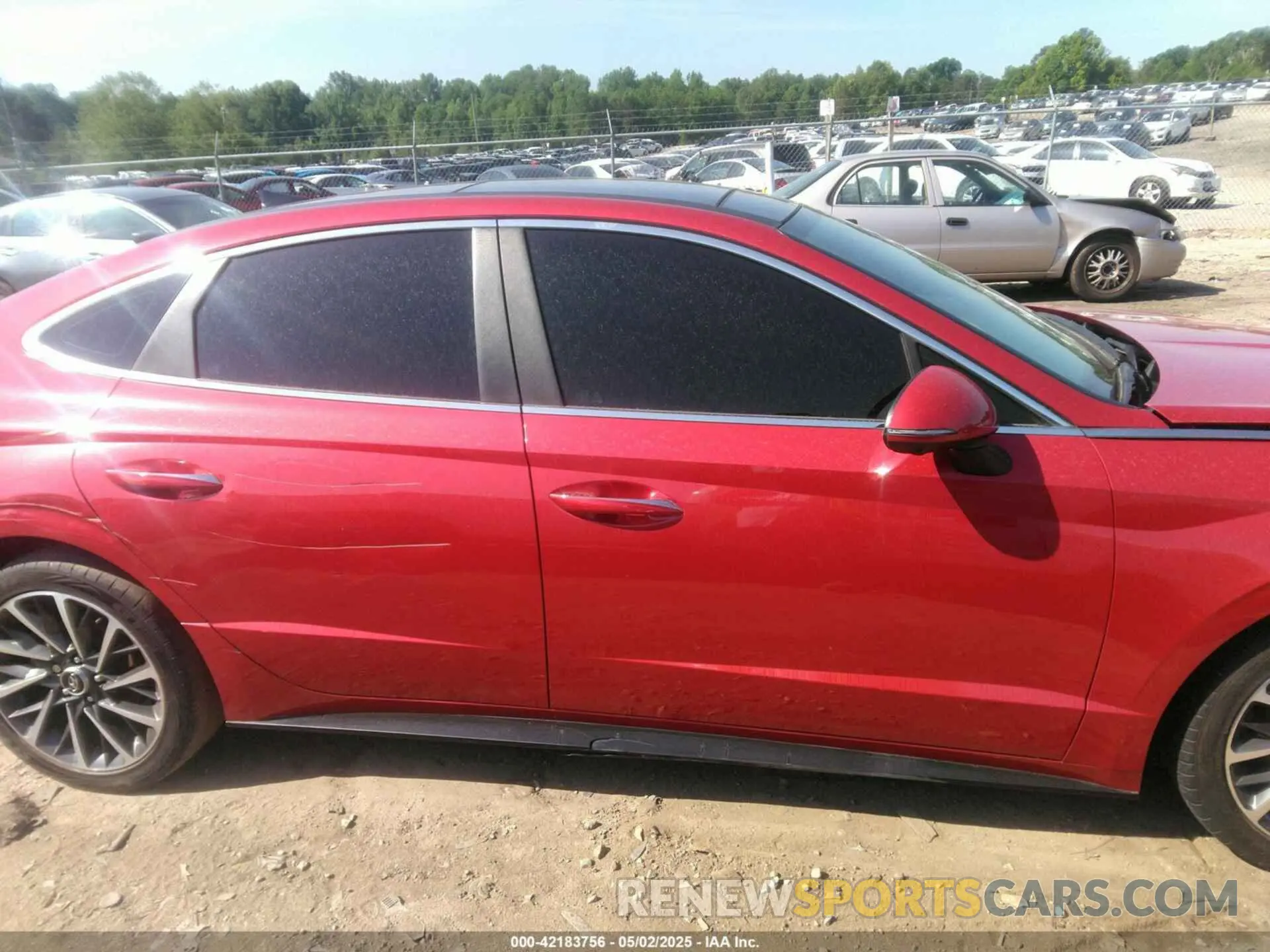 13 Photograph of a damaged car 5NPEH4J27MH100465 HYUNDAI SONATA 2021