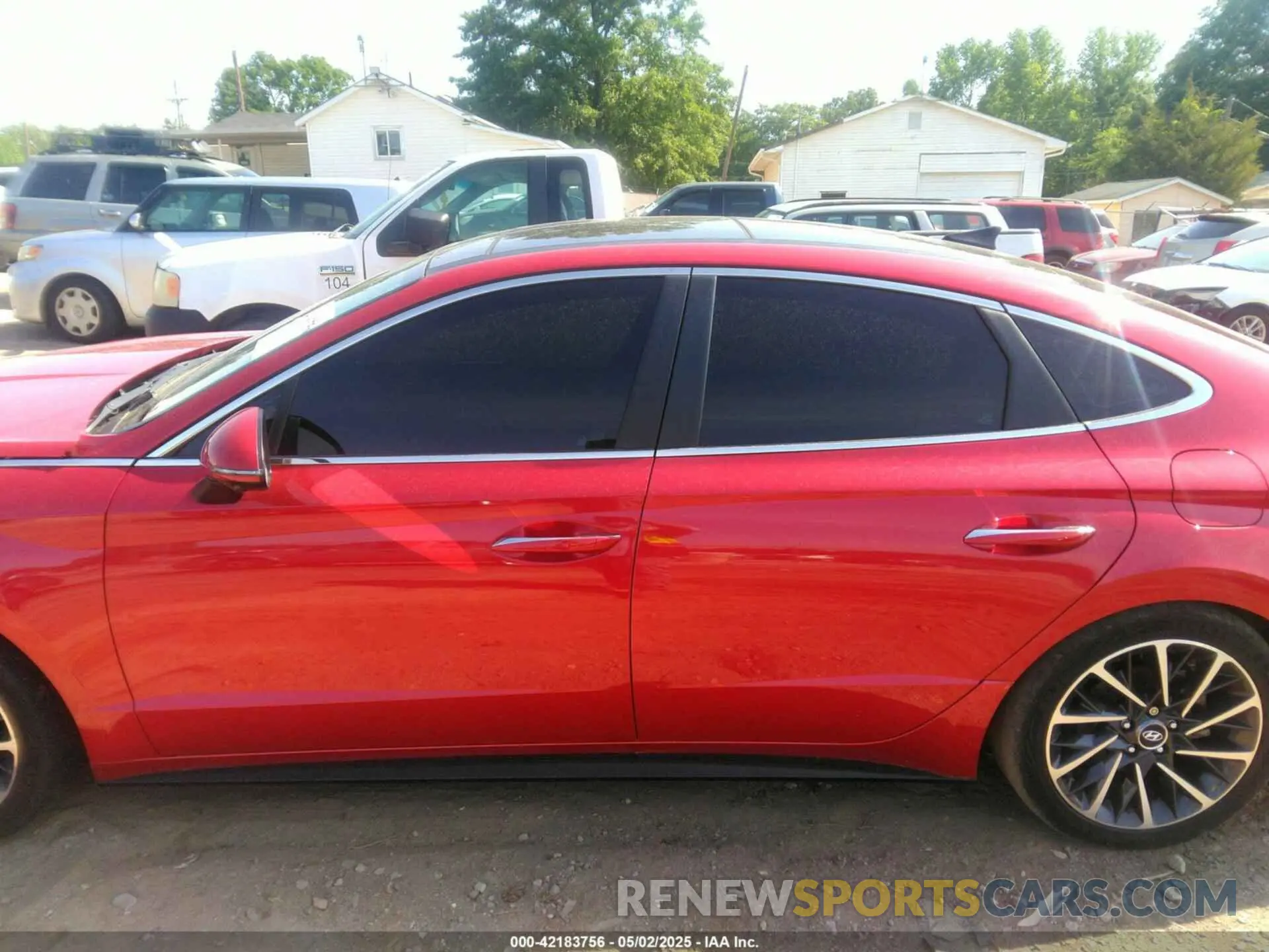 14 Photograph of a damaged car 5NPEH4J27MH100465 HYUNDAI SONATA 2021