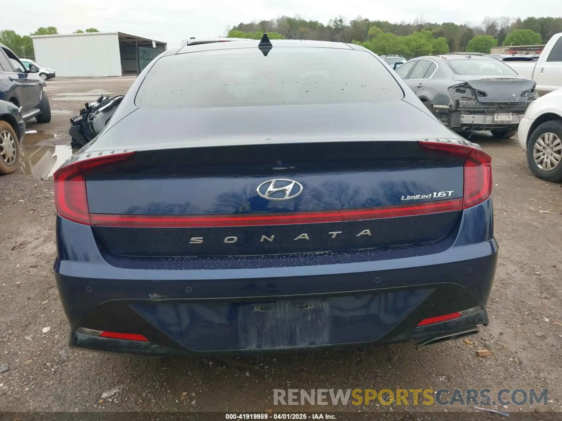 16 Photograph of a damaged car 5NPEH4J2XMH081765 HYUNDAI SONATA 2021