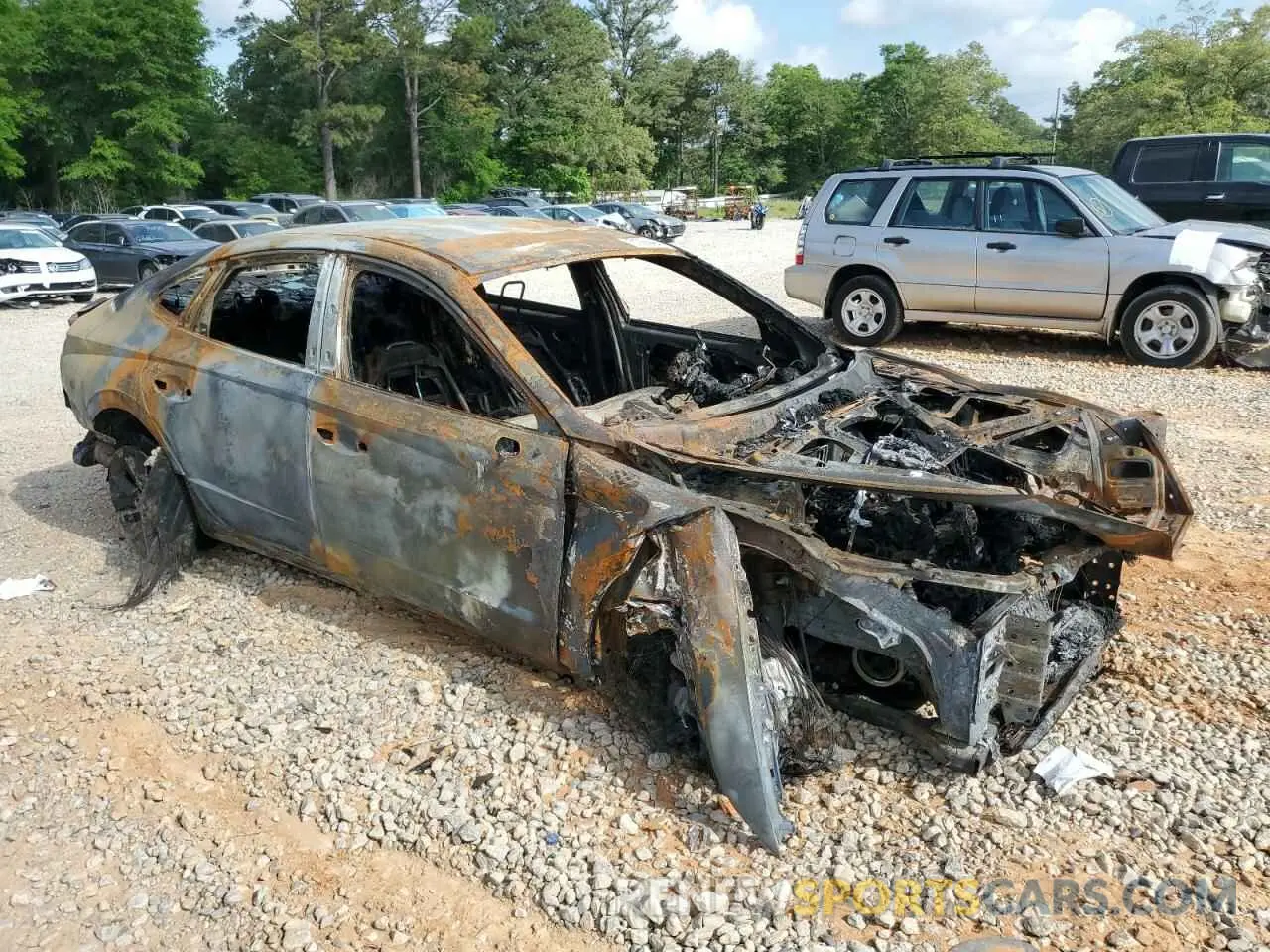 4 Photograph of a damaged car 5NPEJ4J21MH110932 HYUNDAI SONATA 2021
