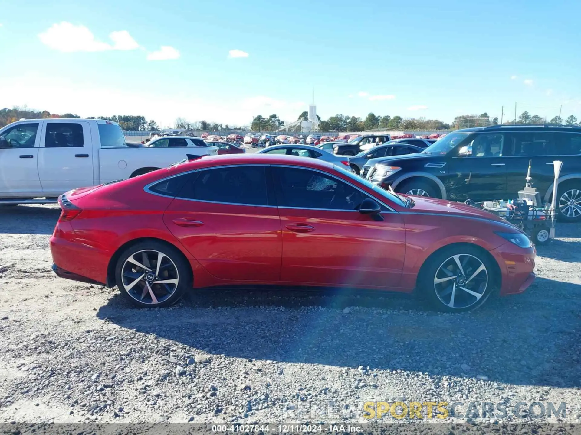 13 Photograph of a damaged car 5NPEJ4J22MH084616 HYUNDAI SONATA 2021