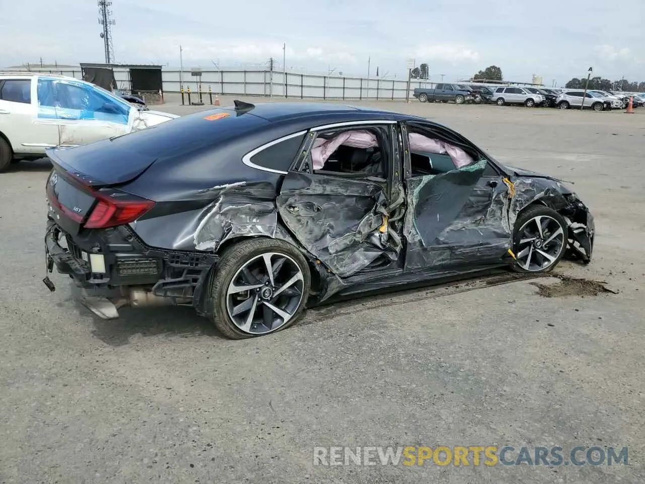 3 Фотография поврежденного автомобиля 5NPEJ4J24MH086304 HYUNDAI SONATA 2021