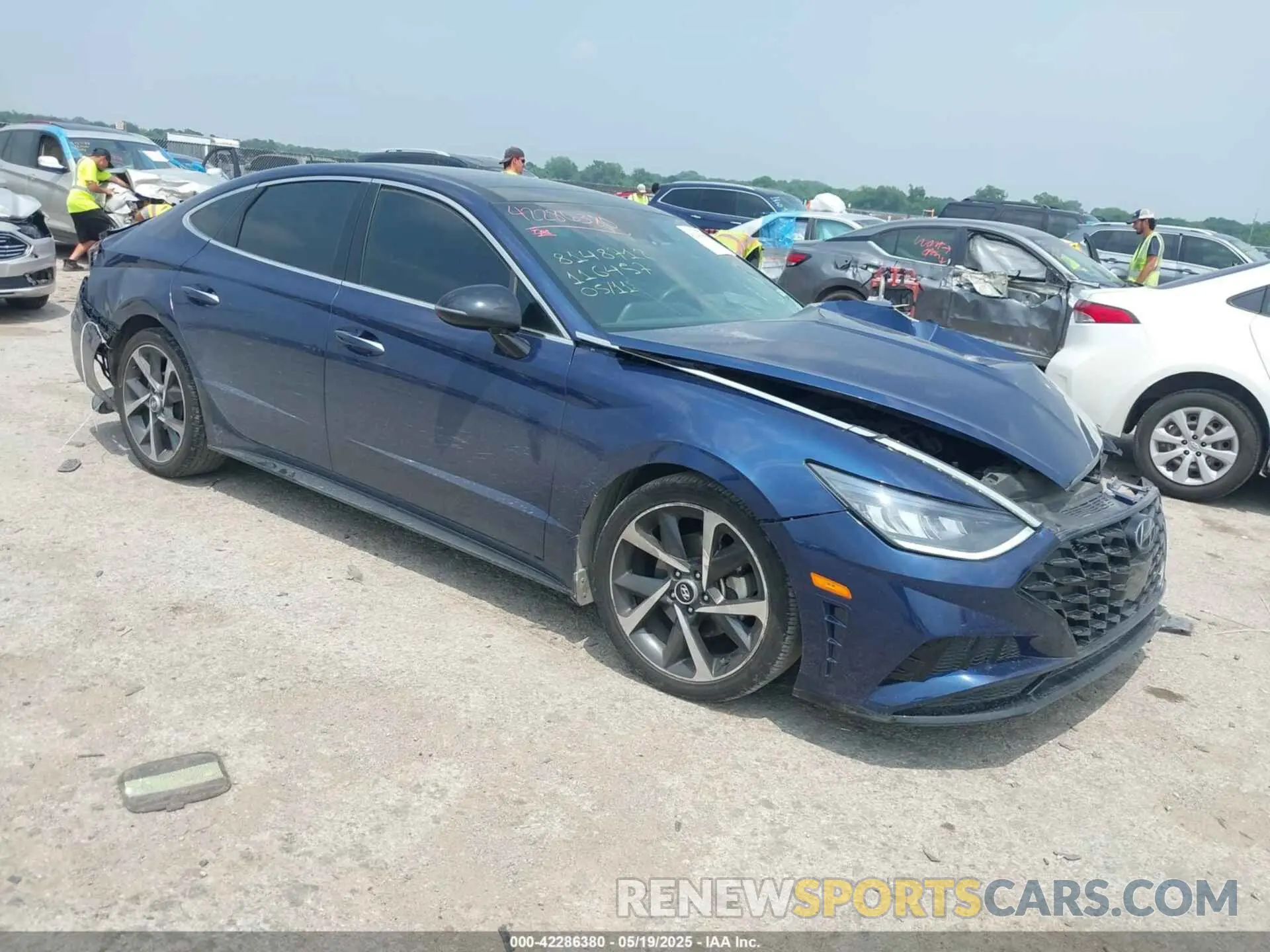 1 Фотография поврежденного автомобиля 5NPEJ4J25MH116457 HYUNDAI SONATA 2021